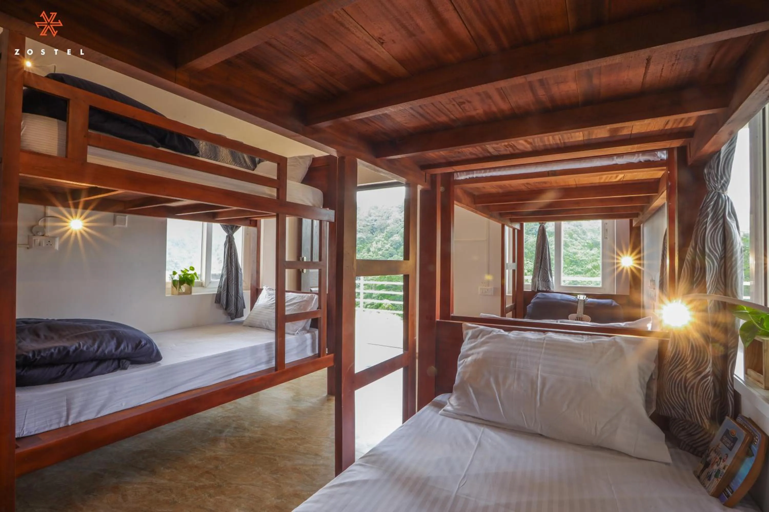 Bed in Zostel Vagamon