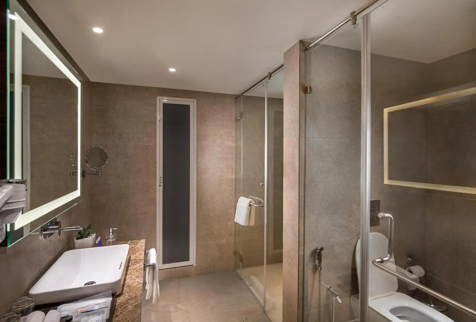 Suite Rooms with One Double Bed in Nirvana Sarovar Portico Gorakhpur Suite Rooms with One Double Bed in Nirvana Sarovar Portico Gorakhpur