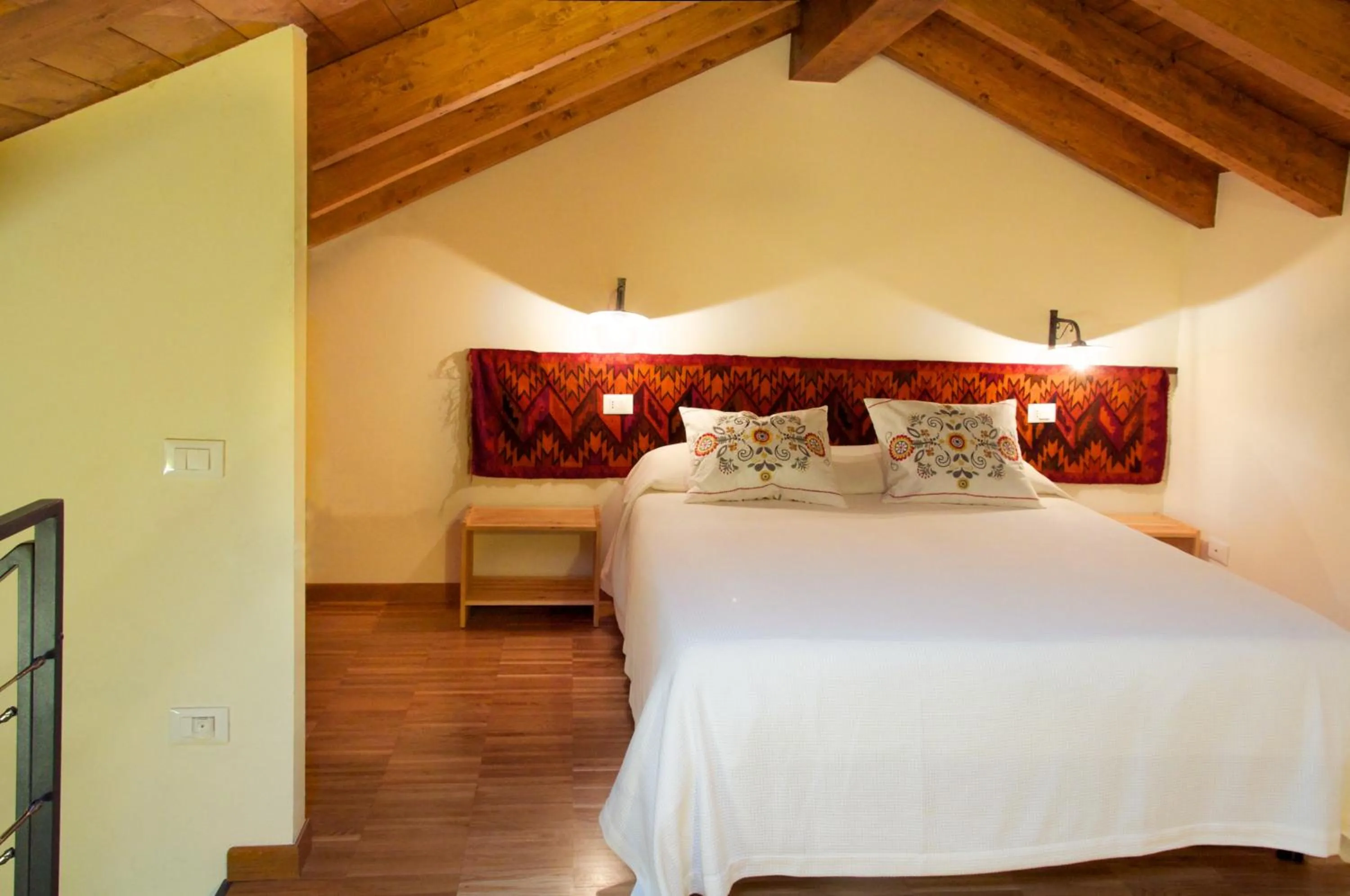 Photo of the whole room, Bed in Cascina delle Mele