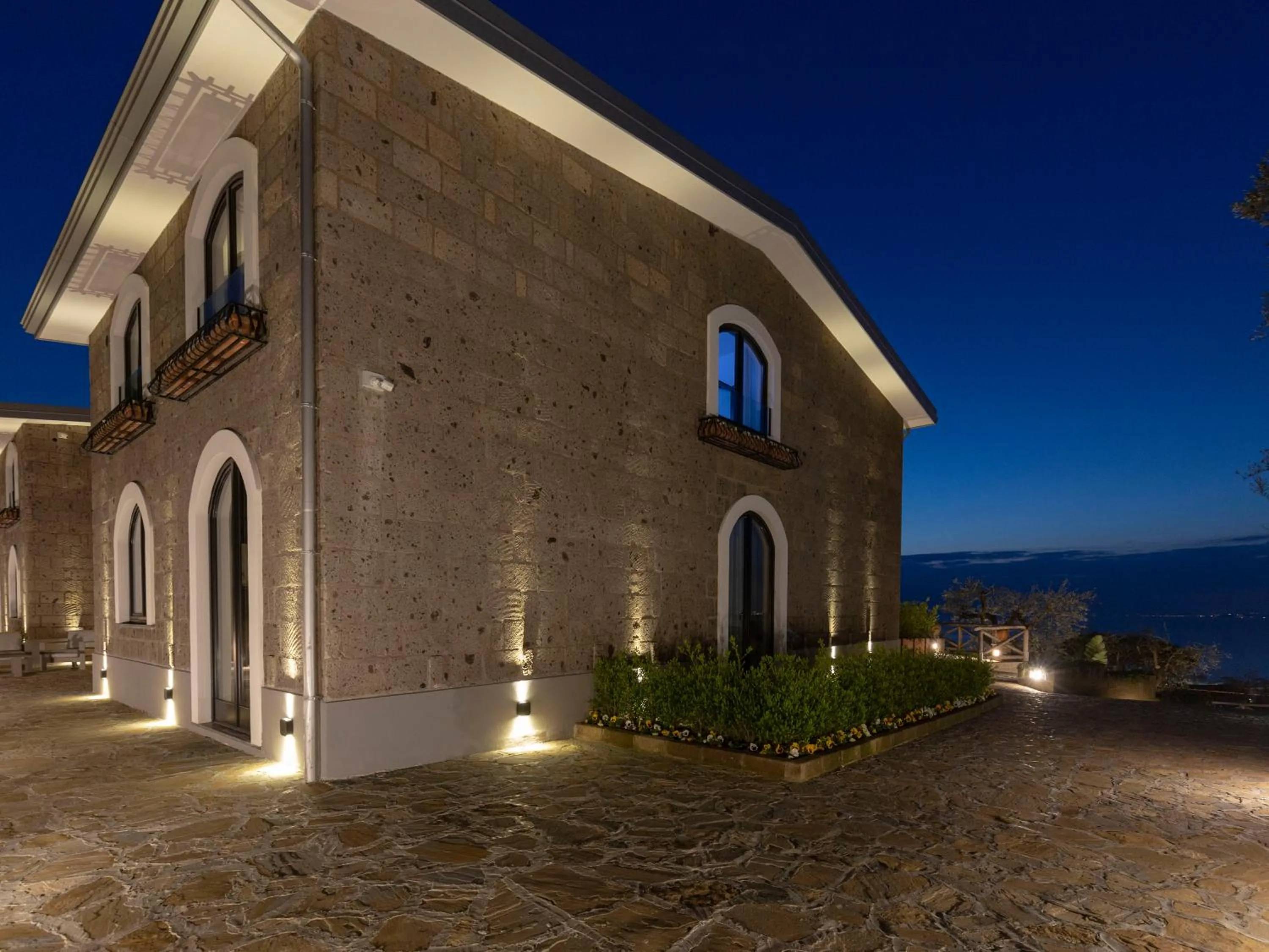 Property building in Maison Bon Bon