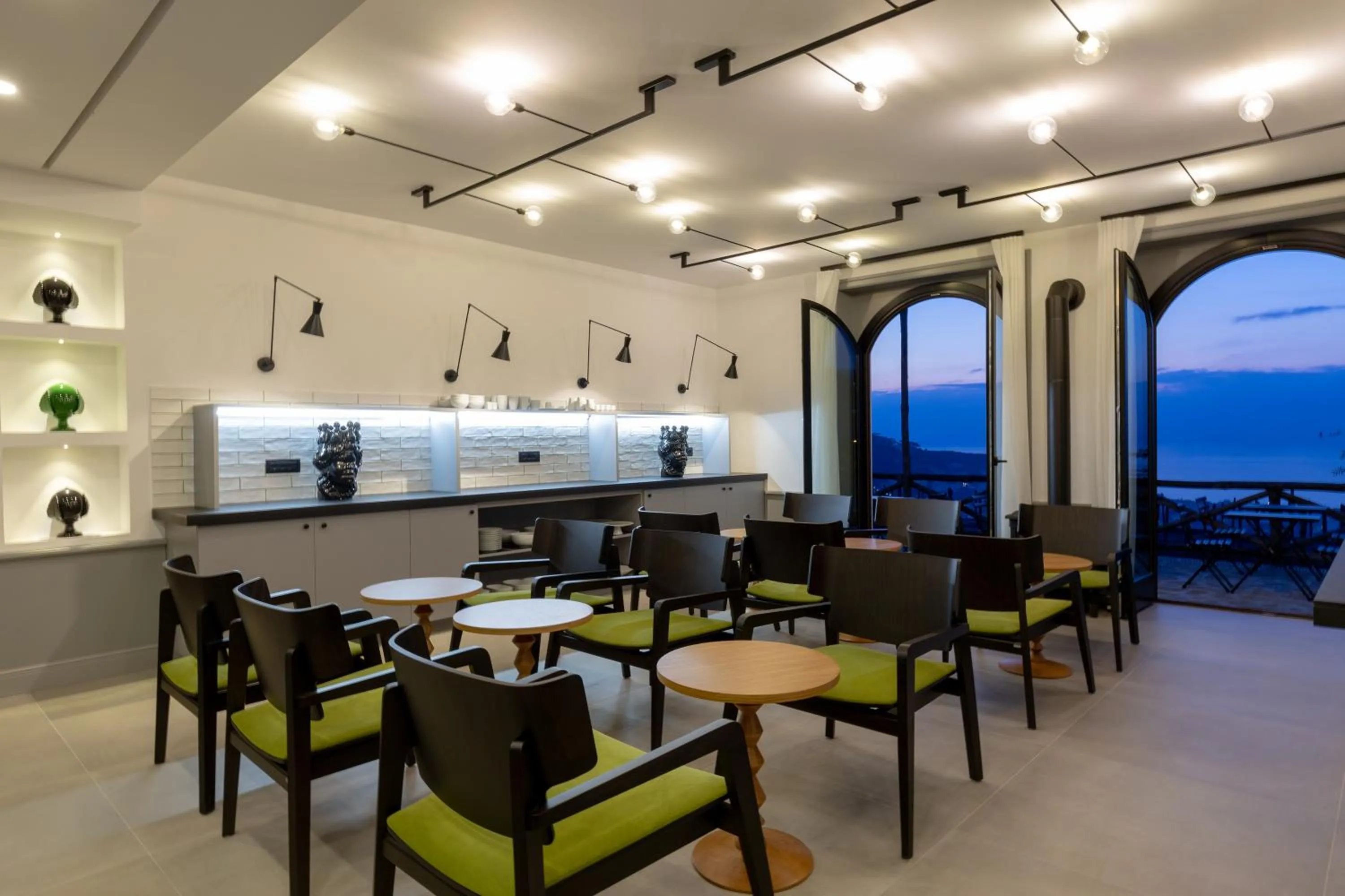 Communal lounge/ TV room in Maison Bon Bon