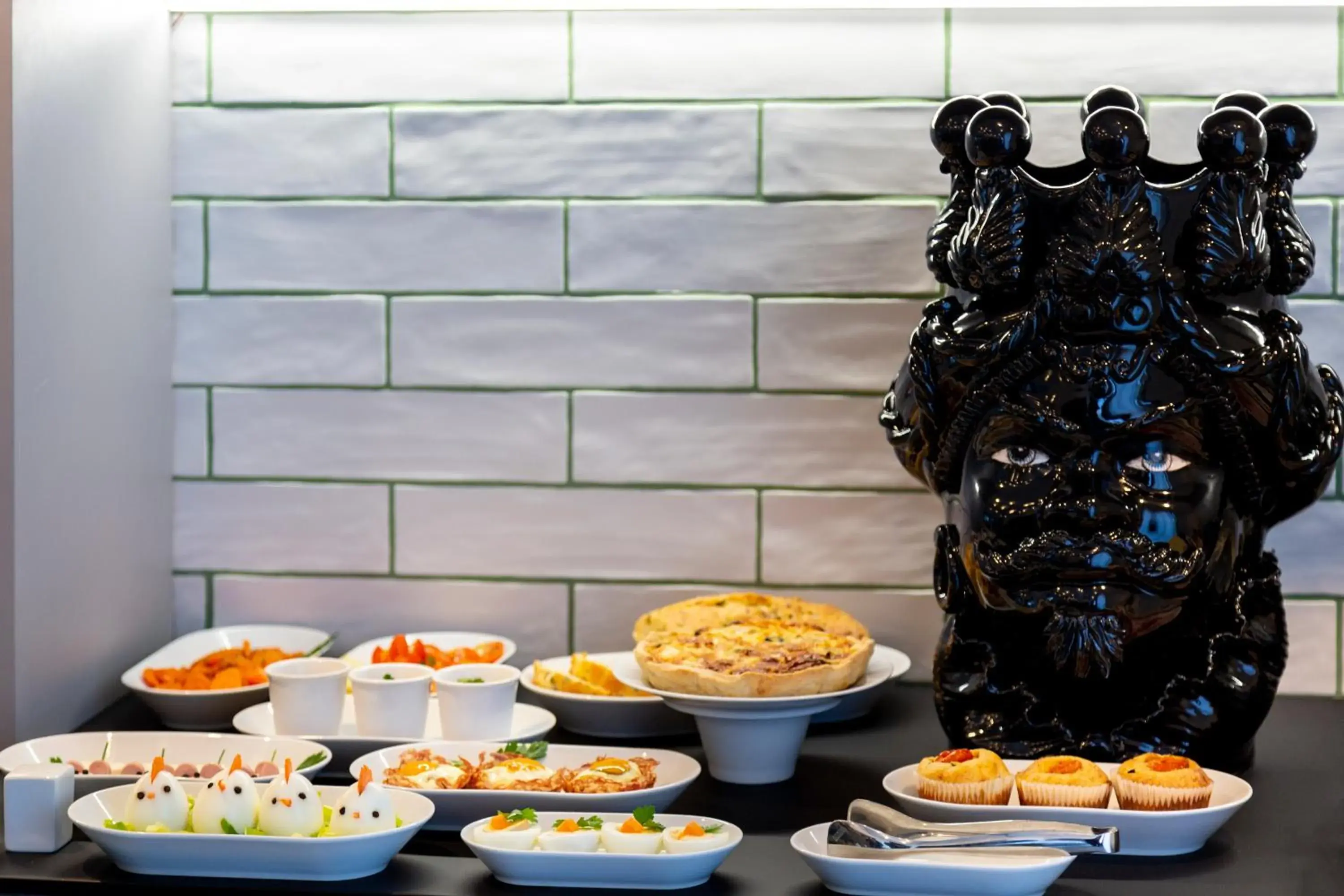 Food and drinks in Maison Bon Bon Food and drinks in Maison Bon Bon