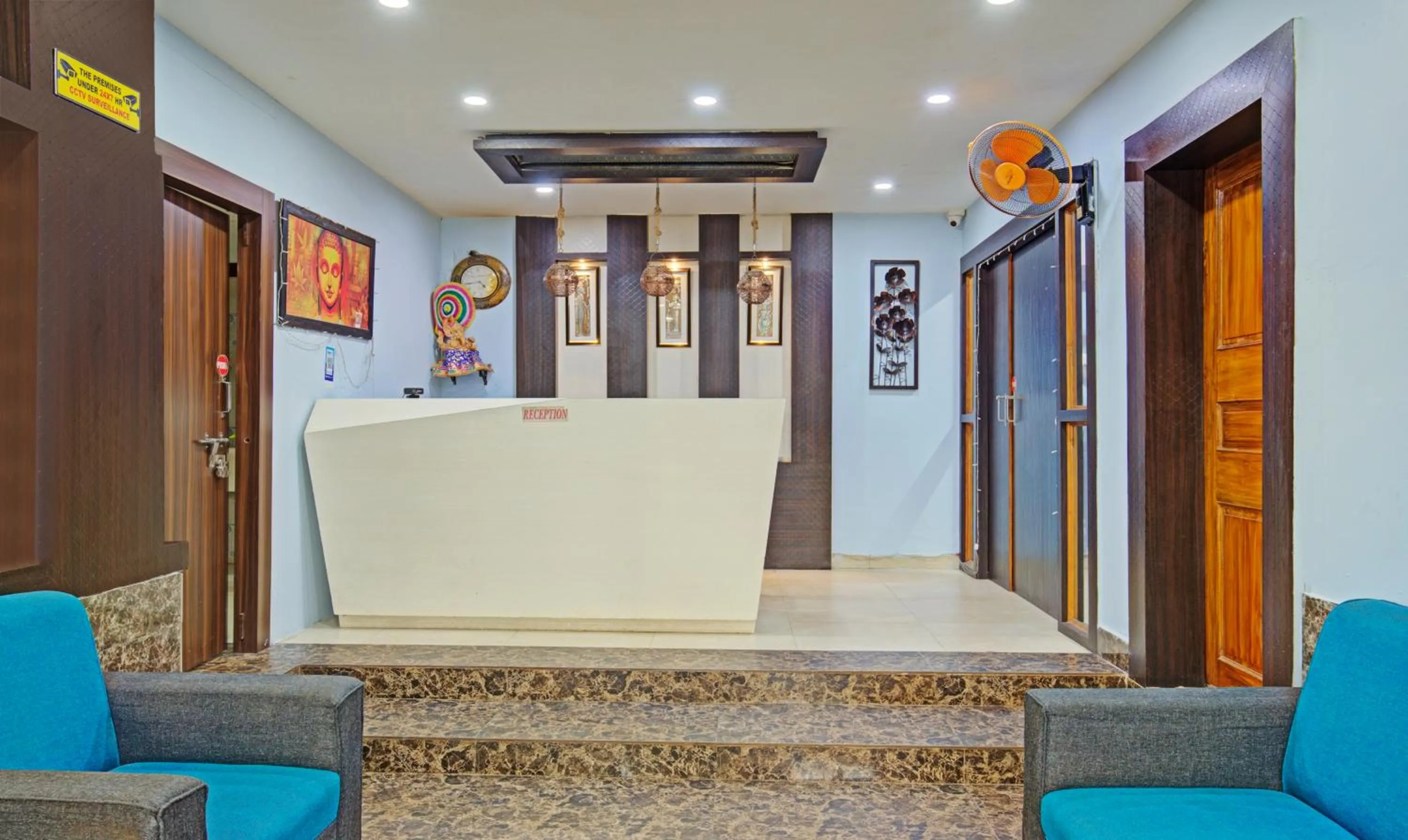 Lobby or reception in Itsy Hotels Sidhartha Residency
