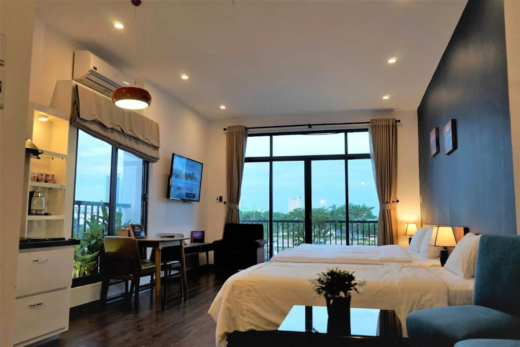 Bed in Oasis Hotel & Apartment