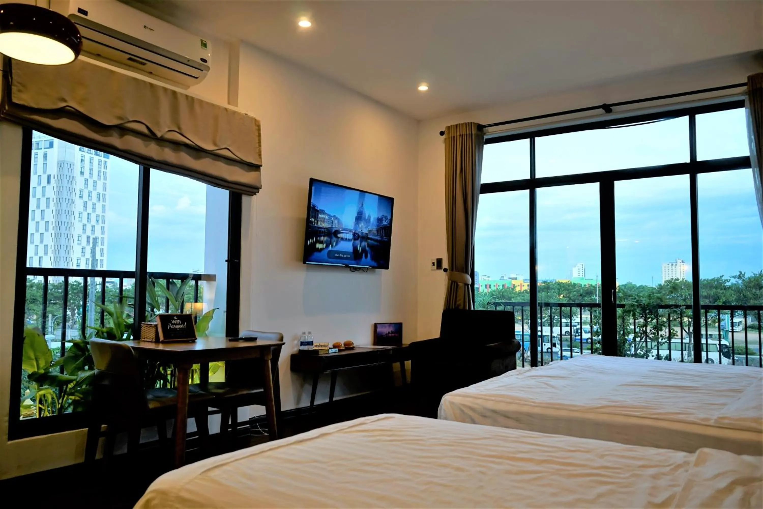 Bed in Oasis Hotel & Apartment