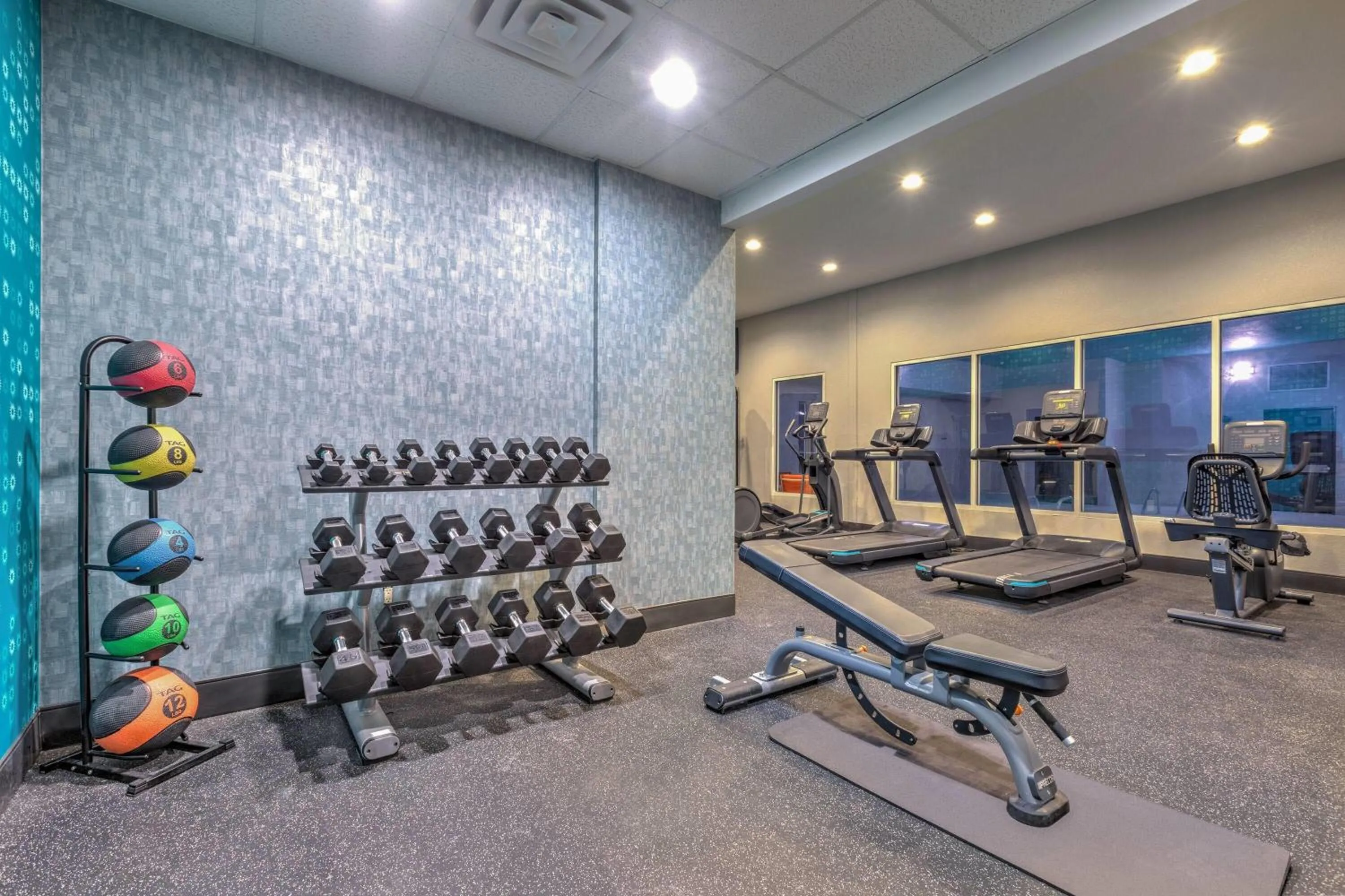 Fitness centre/facilities in La Quinta by Wyndham Hobbs