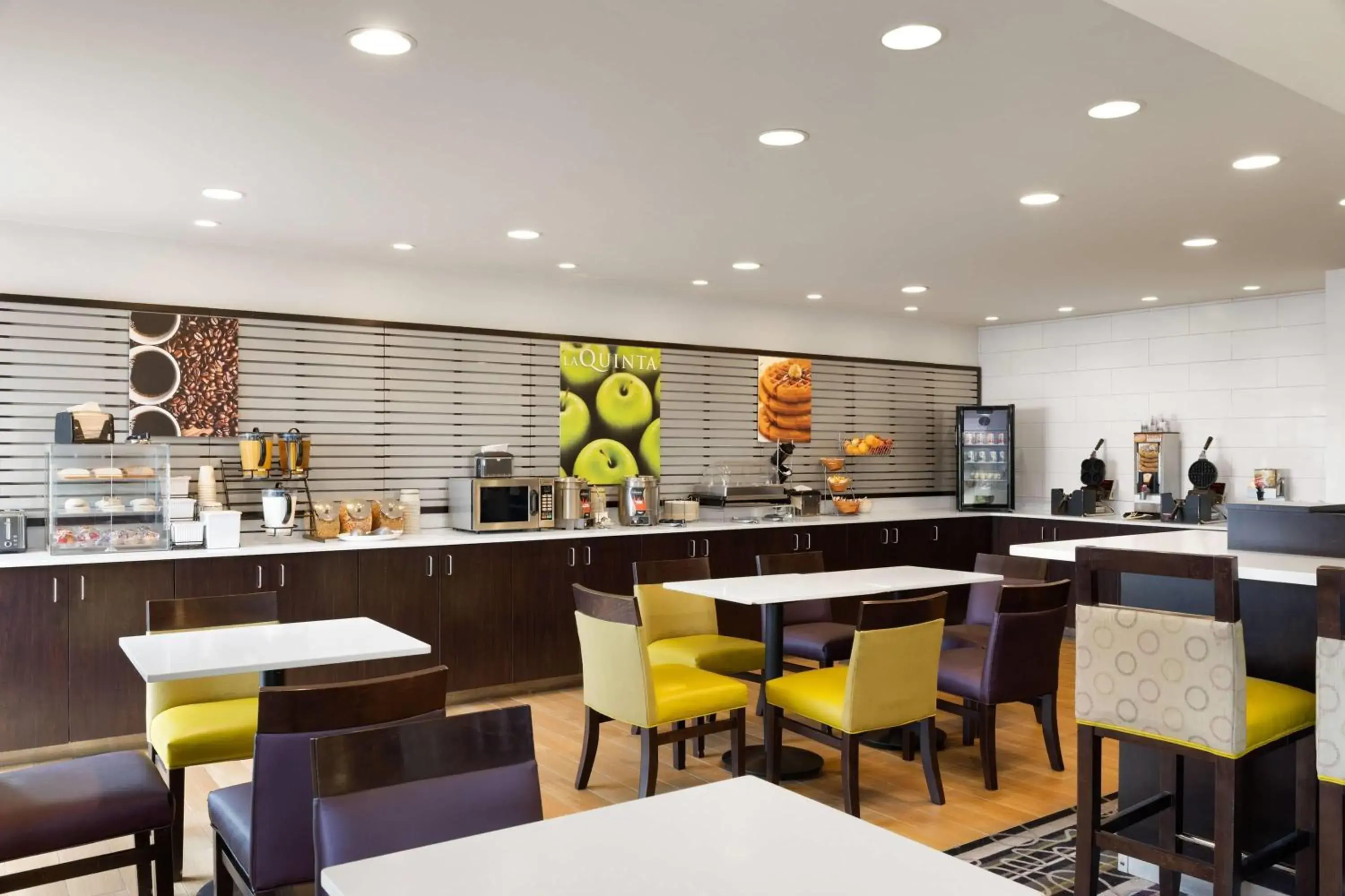 Breakfast in La Quinta by Wyndham Spokane Valley Breakfast in La Quinta by Wyndham Spokane Valley