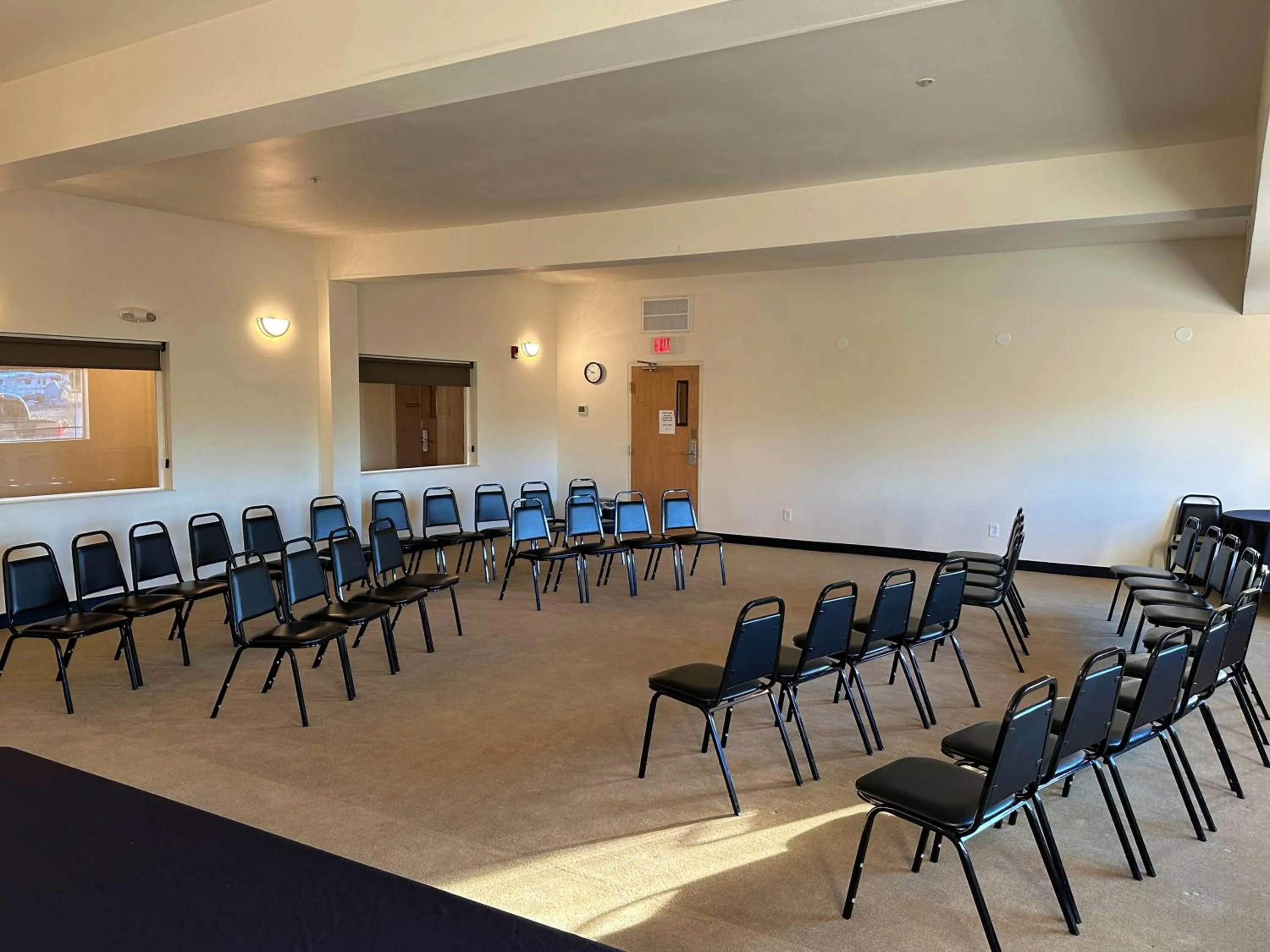 Meeting/conference room in Peppermill Empress Inn