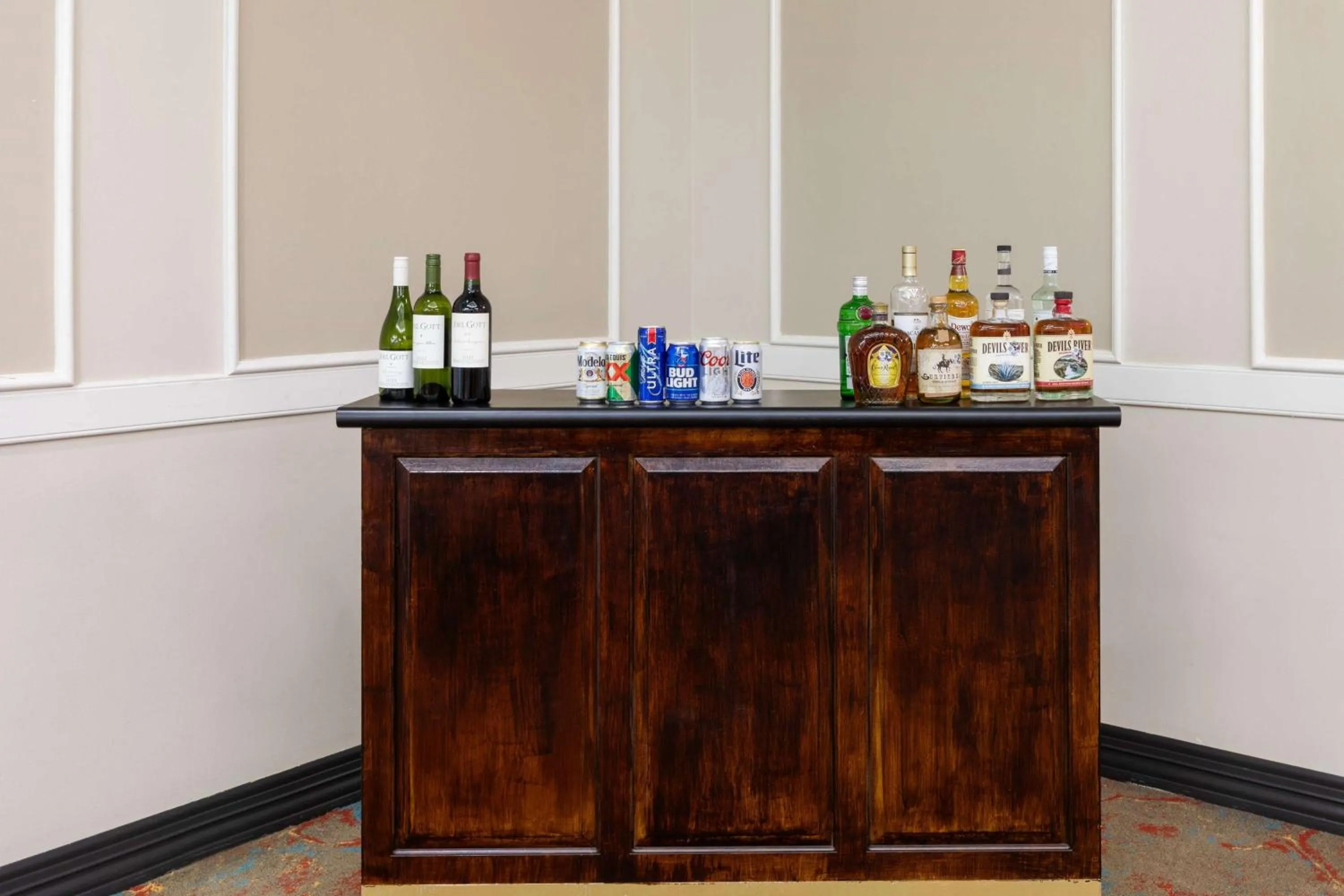 Meeting/conference room in La Quinta by Wyndham San Antonio Medical Ctr. NW