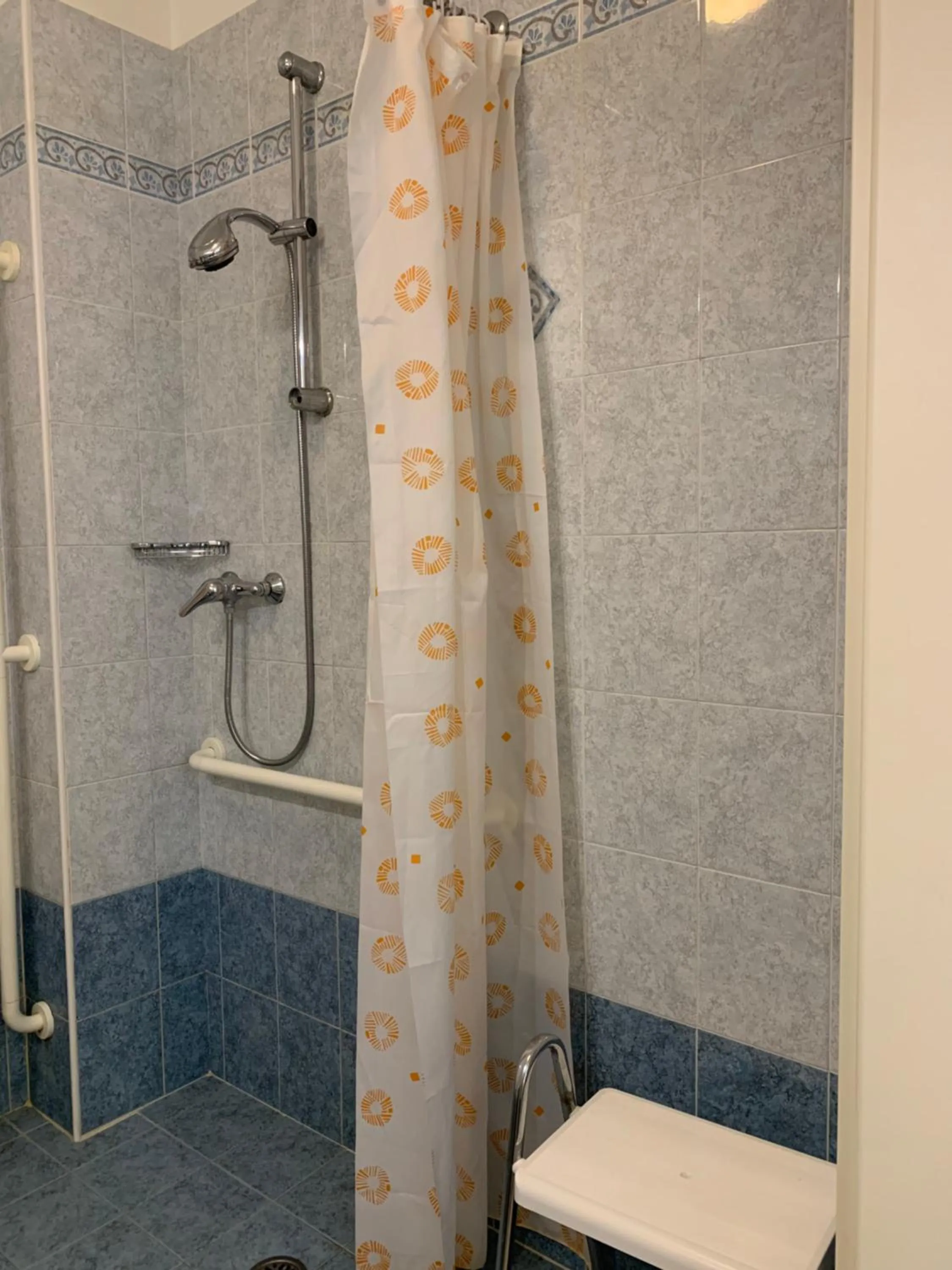 Toilet in Hotel Parigi 2 & Spa