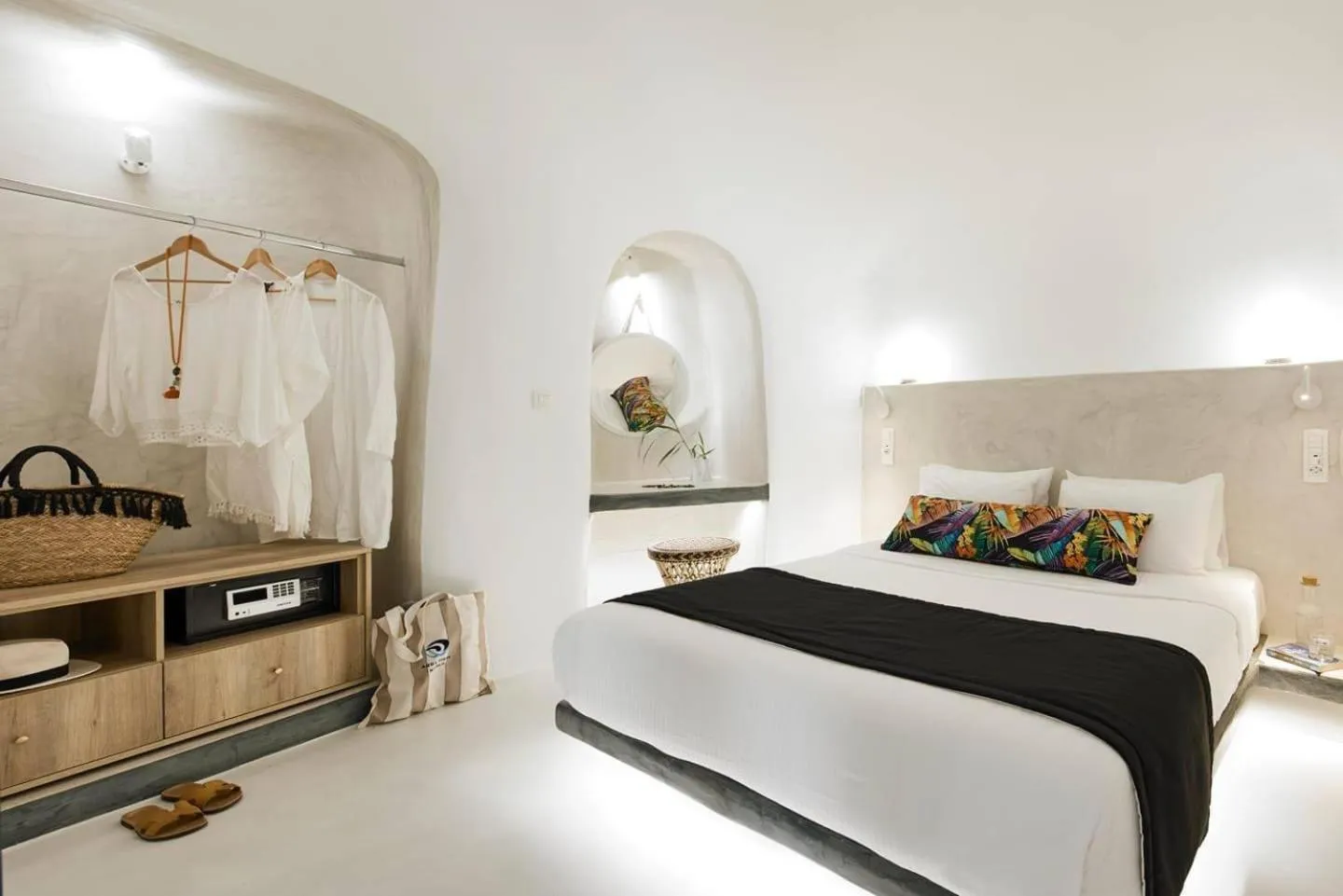 Photo of the whole room, Bed in Edem Boutique Suites