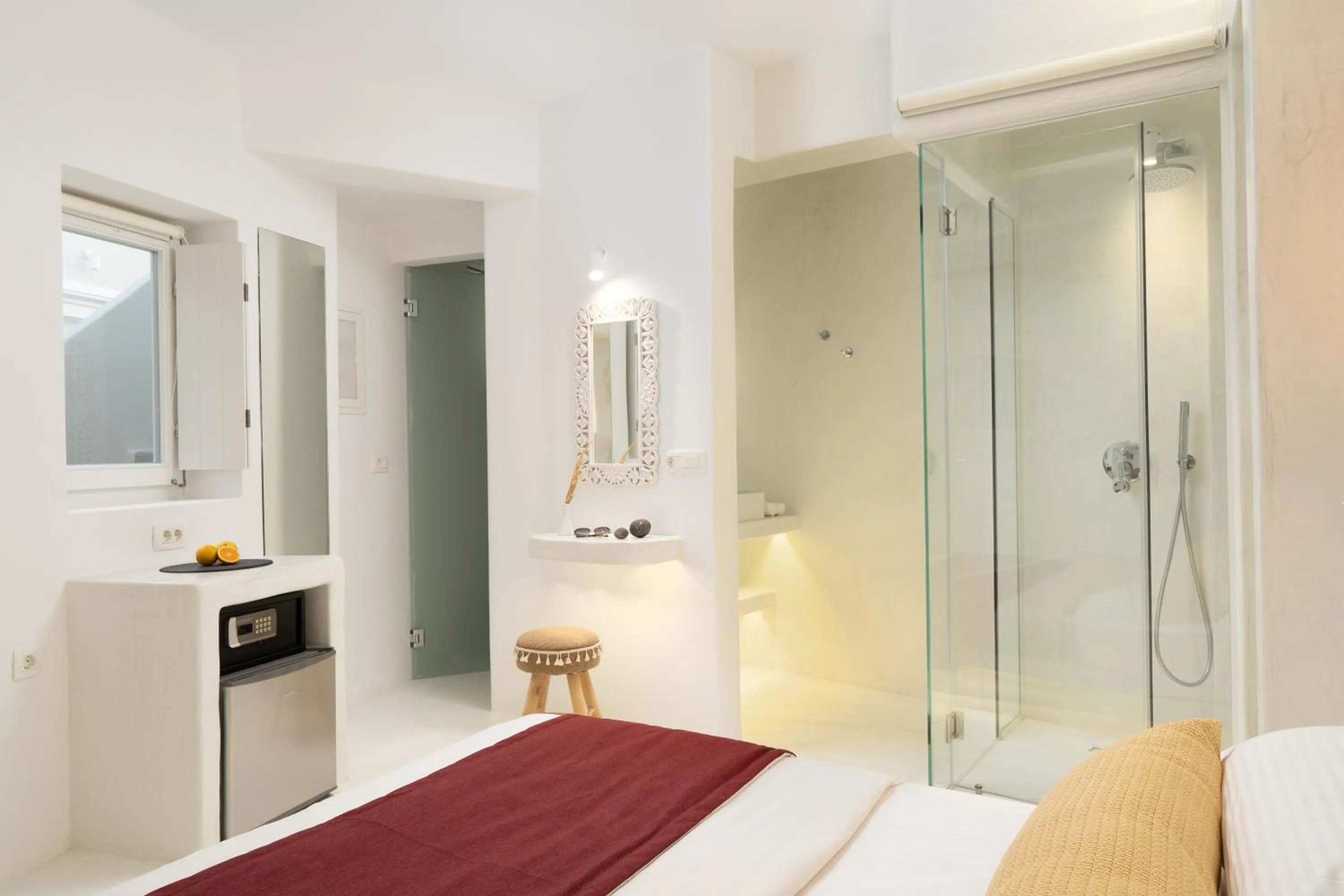 Photo of the whole room, Bed in Edem Boutique Suites