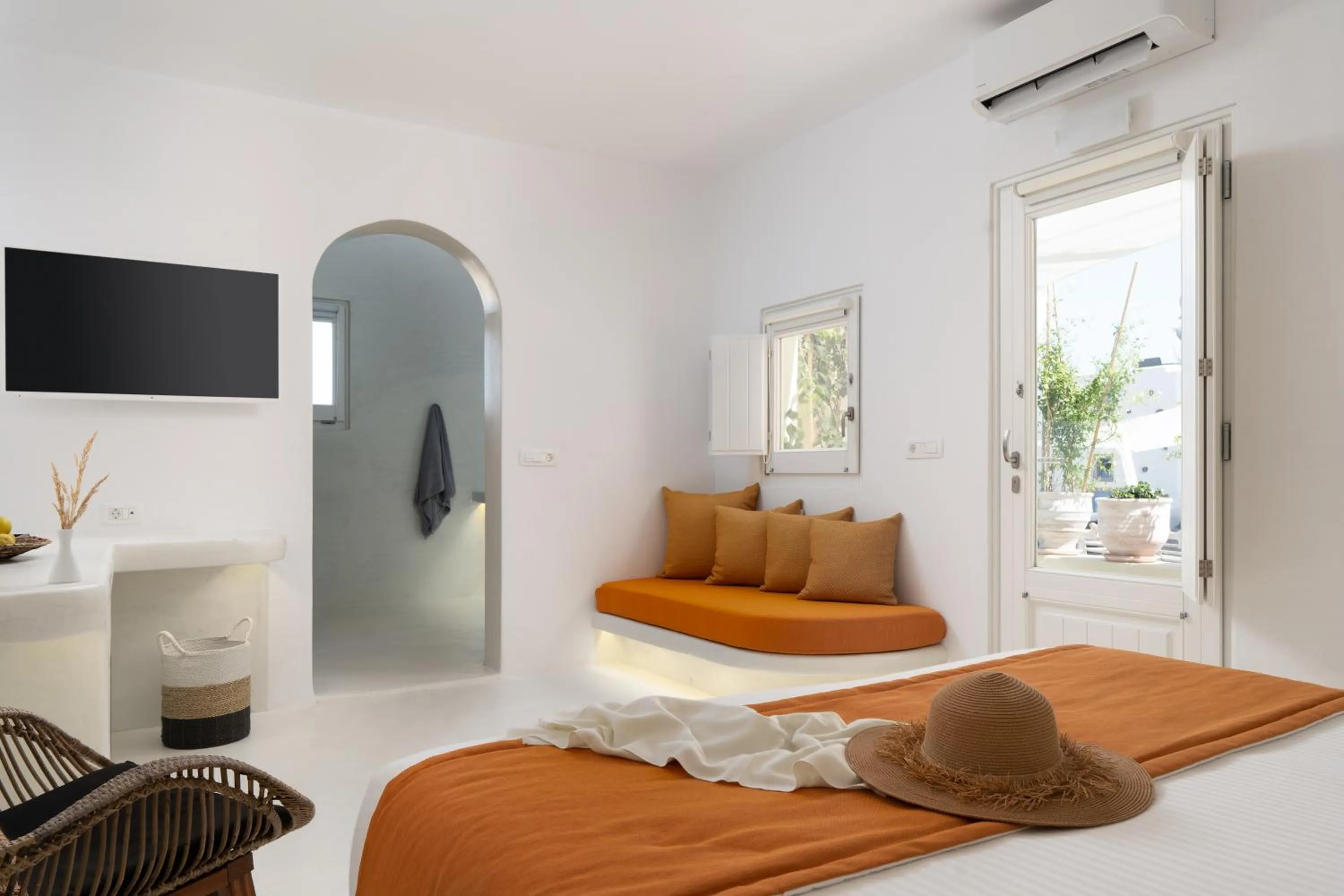 Photo of the whole room in Edem Boutique Suites