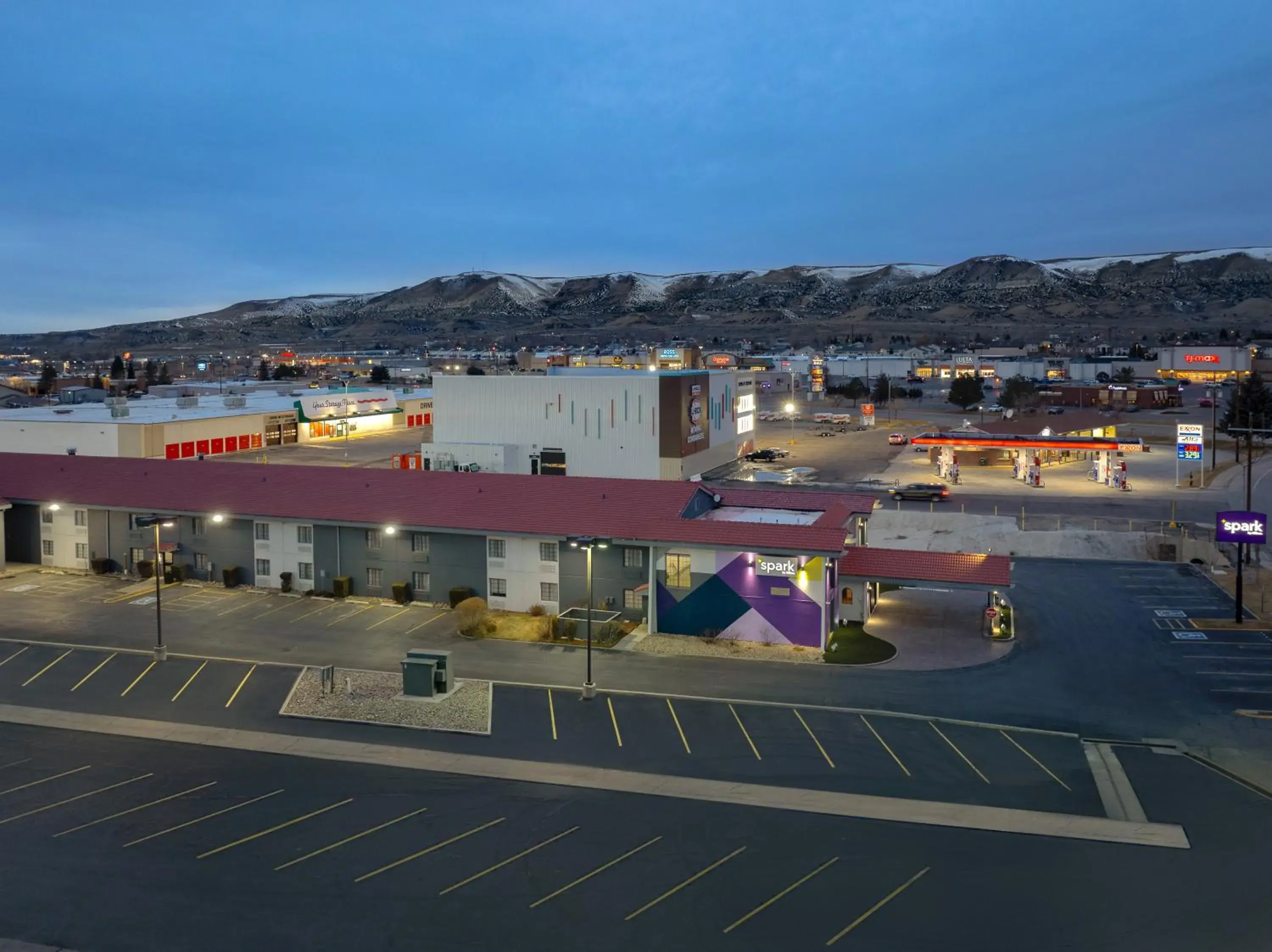 Property building in Spark by Hilton Rock Springs Property building in Spark by Hilton Rock Springs