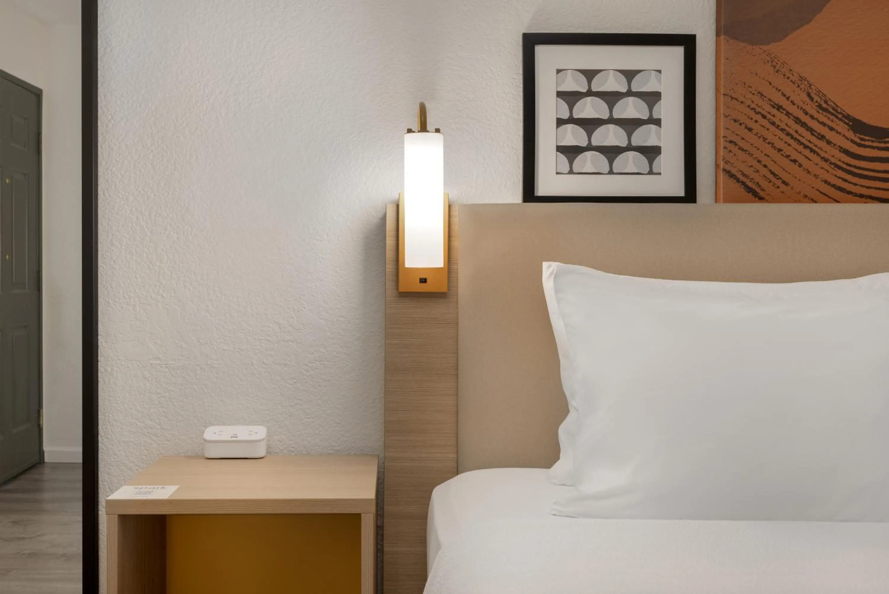 Bed in Spark by Hilton Rock Springs