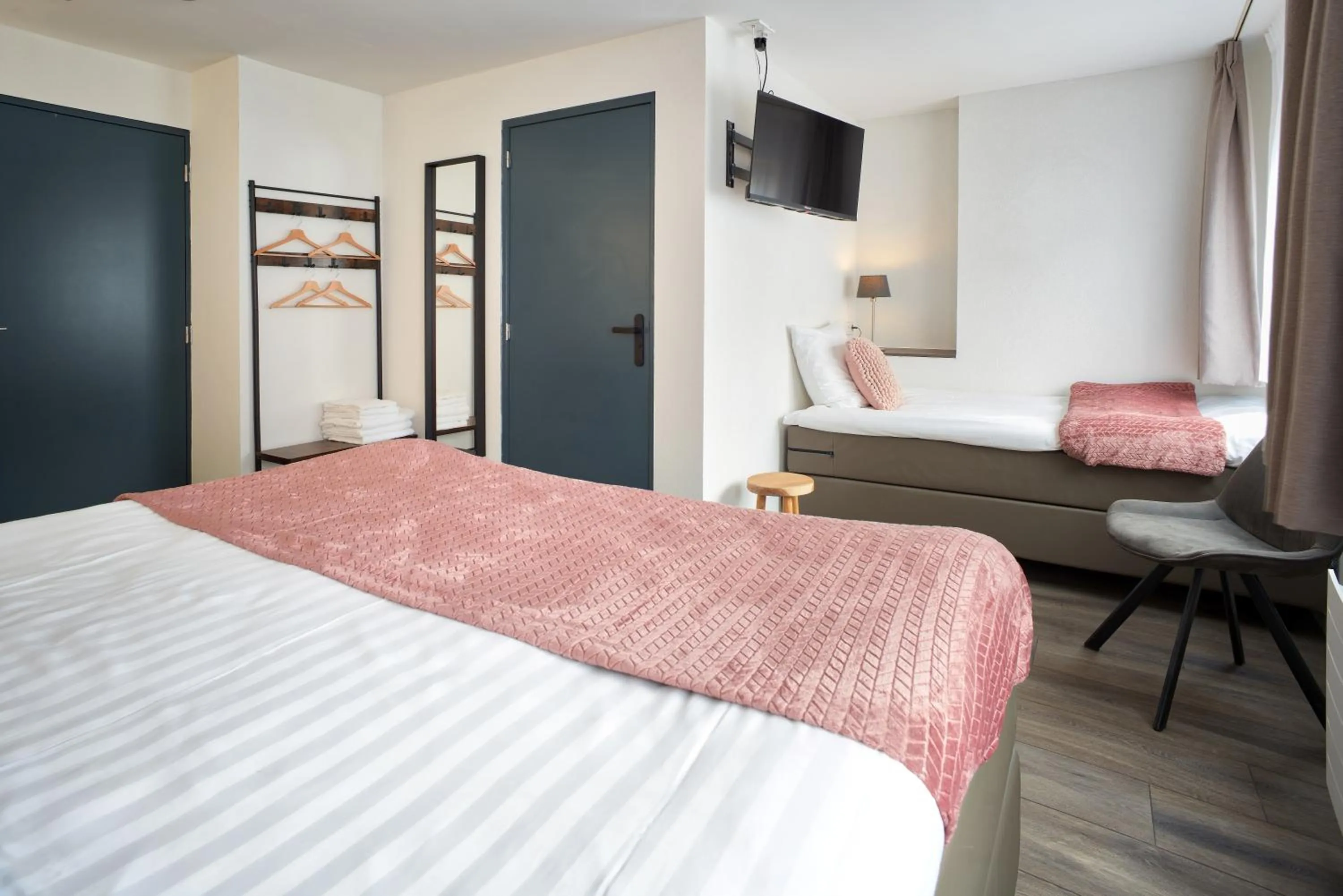 Bedroom, Bed in Bed and Breakfast De Heren van Valkenburg