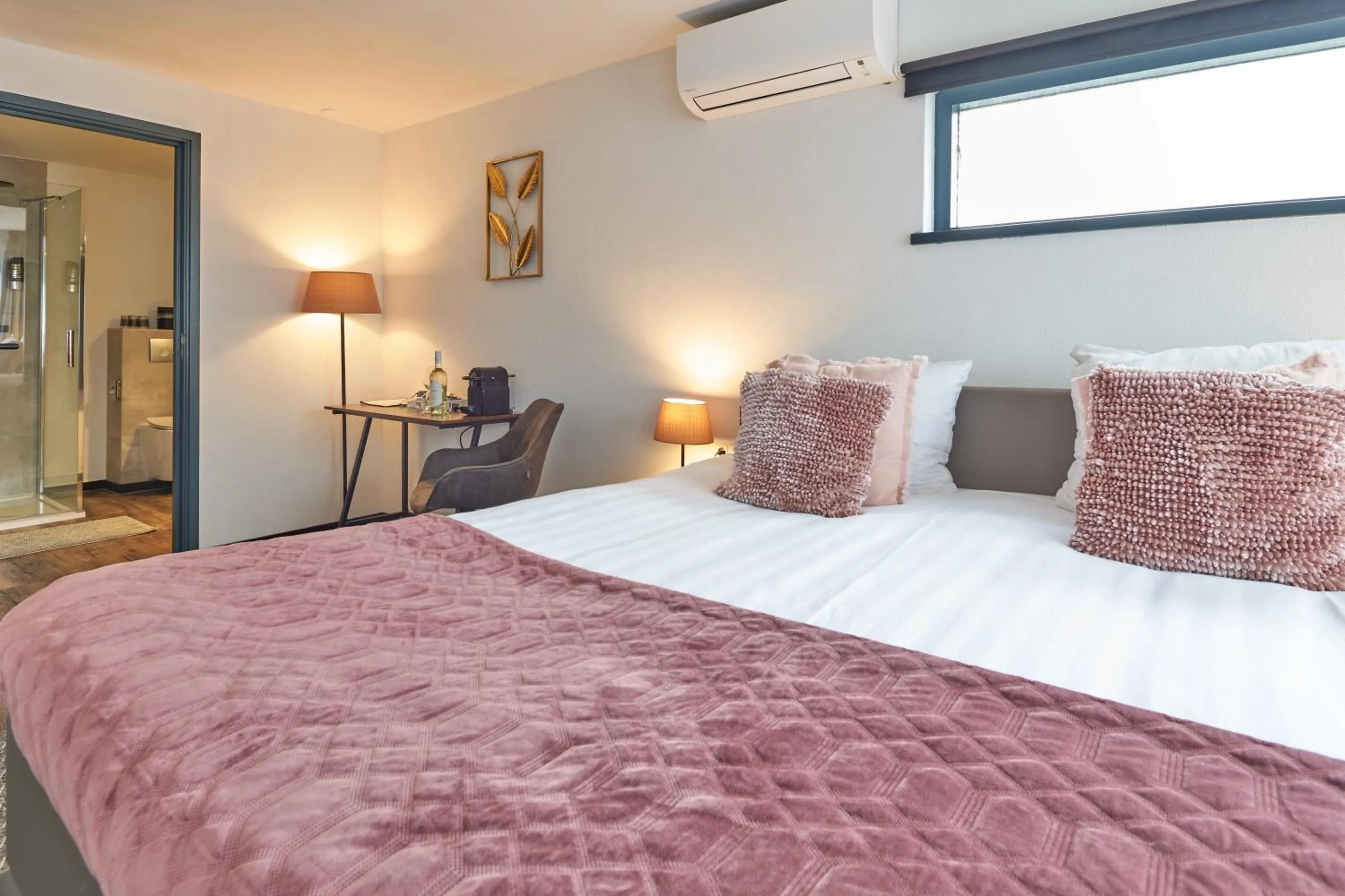 Bedroom, Bed in Bed and Breakfast De Heren van Valkenburg