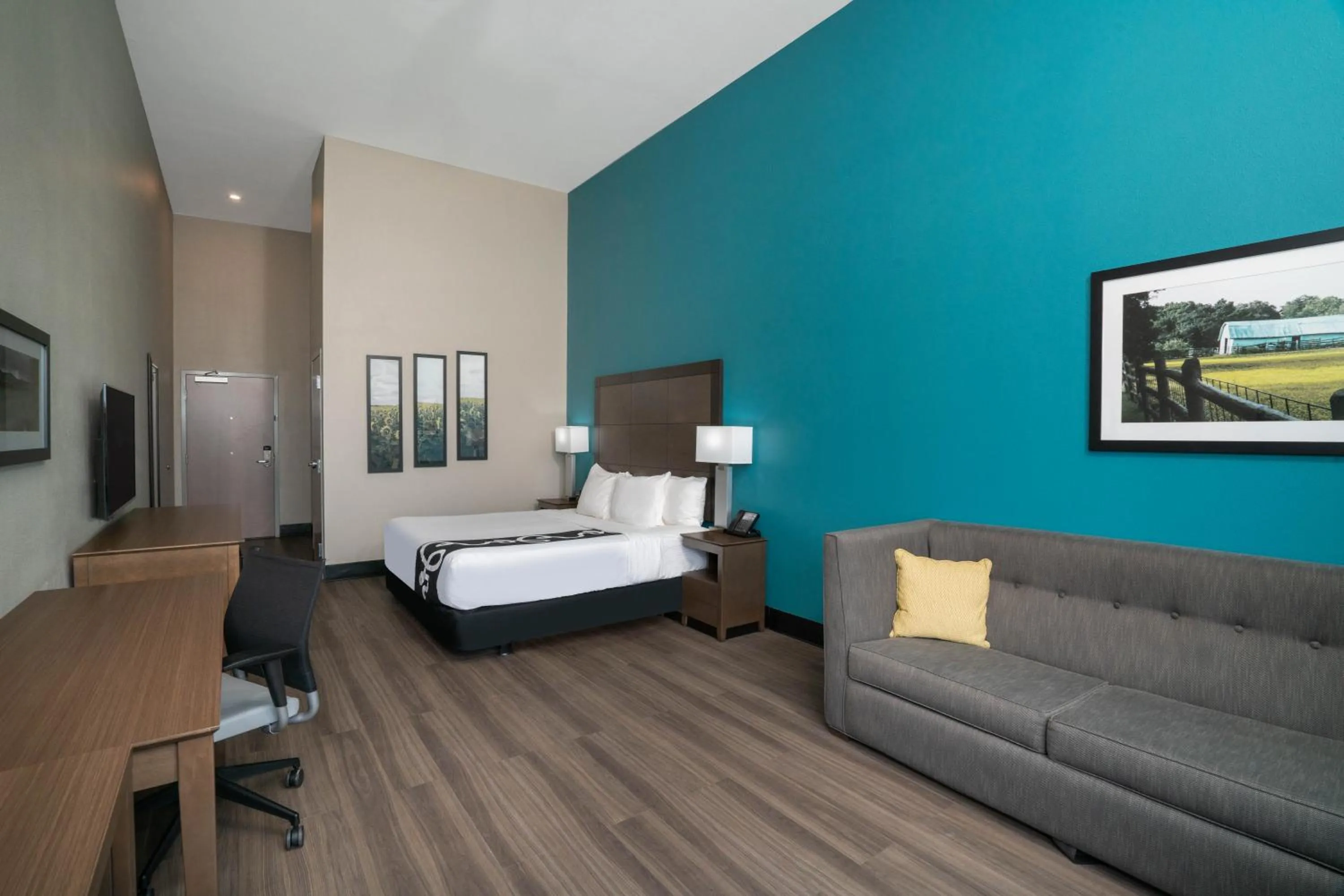 Bed in La Quinta by Wyndham West Memphis