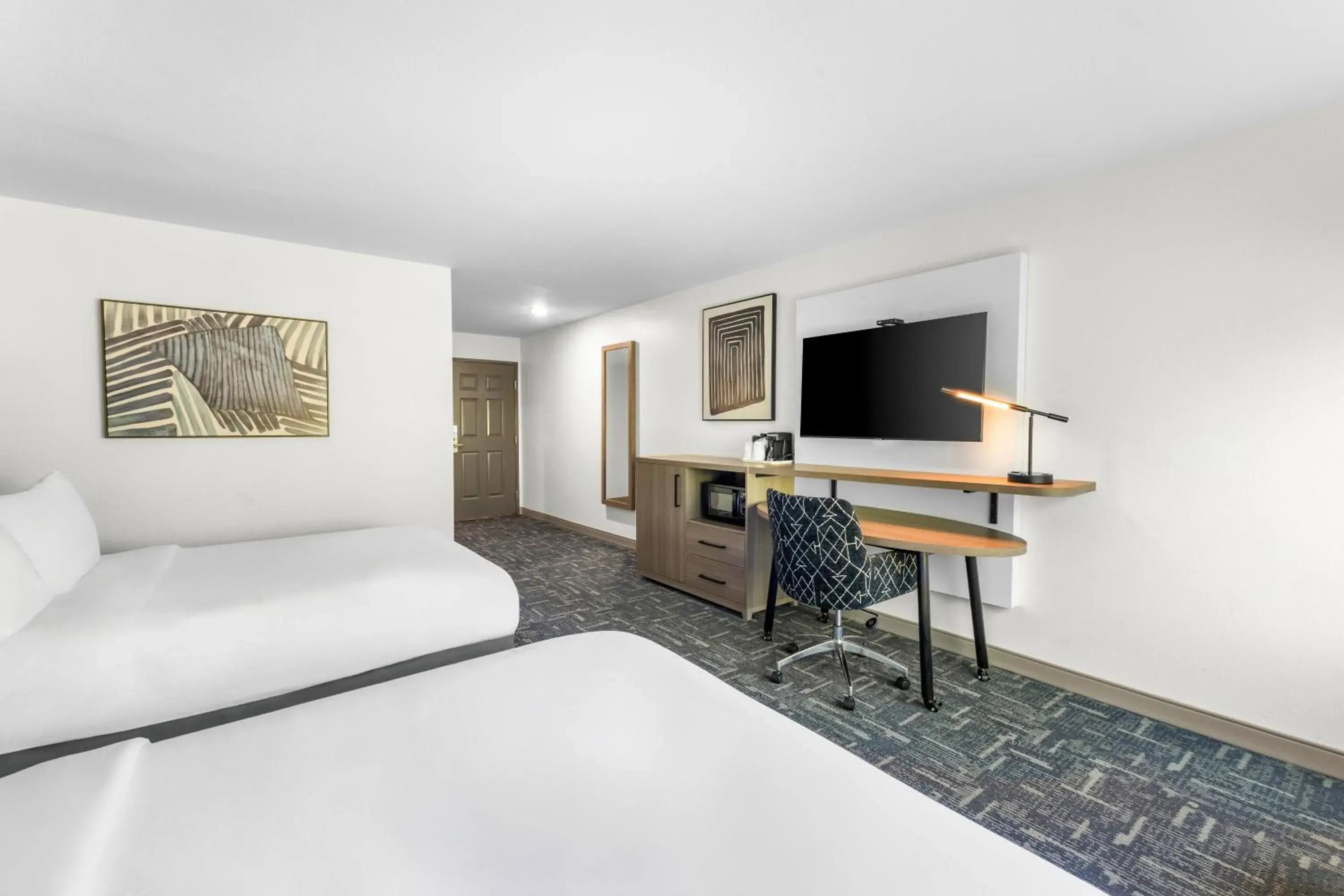 Photo of the whole room, Bed in Best Western Acadia Hotel Photo of the whole room, Bed in Best Western Acadia Hotel