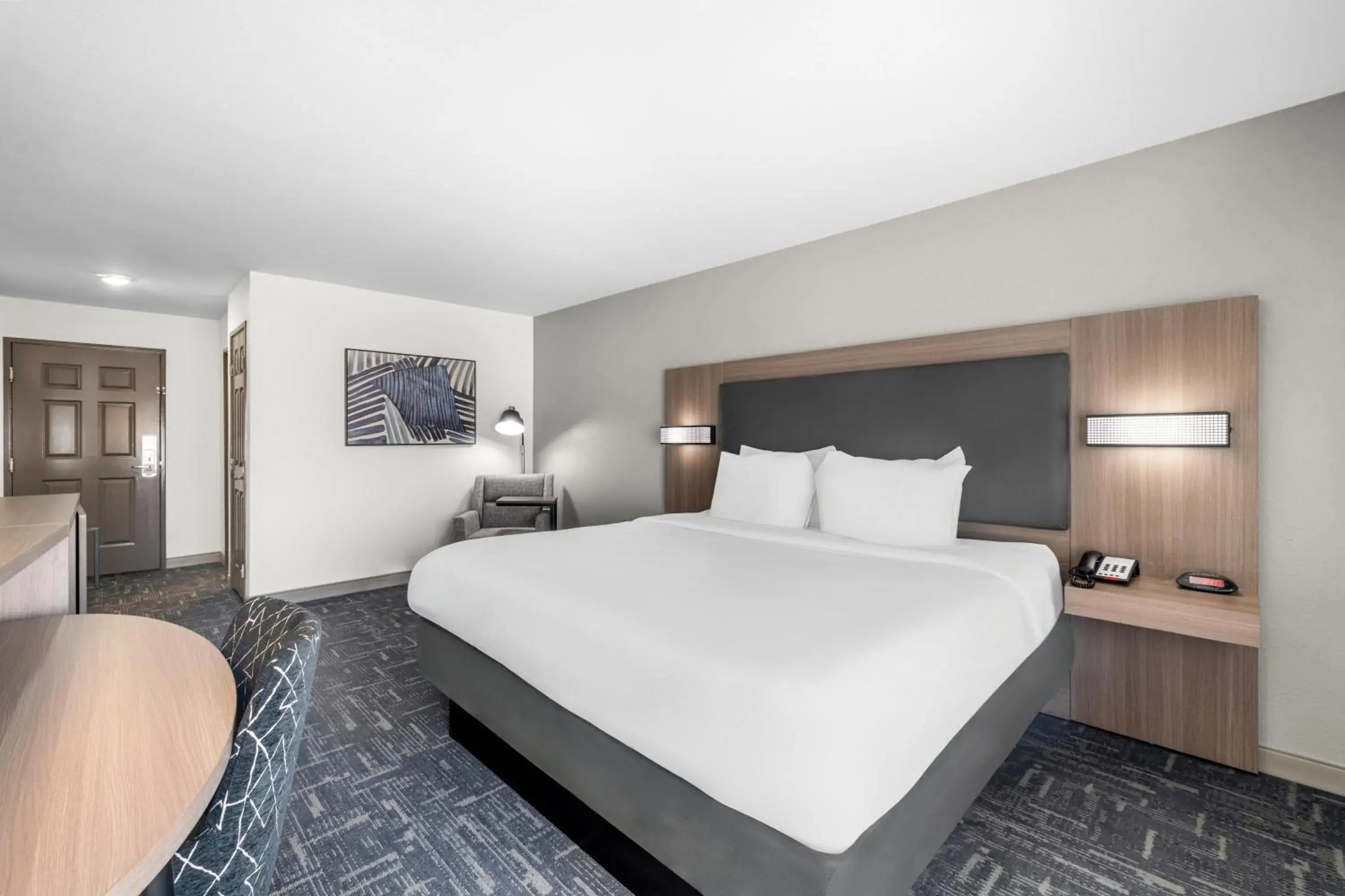 Photo of the whole room, Bed in Best Western Acadia Hotel Photo of the whole room, Bed in Best Western Acadia Hotel