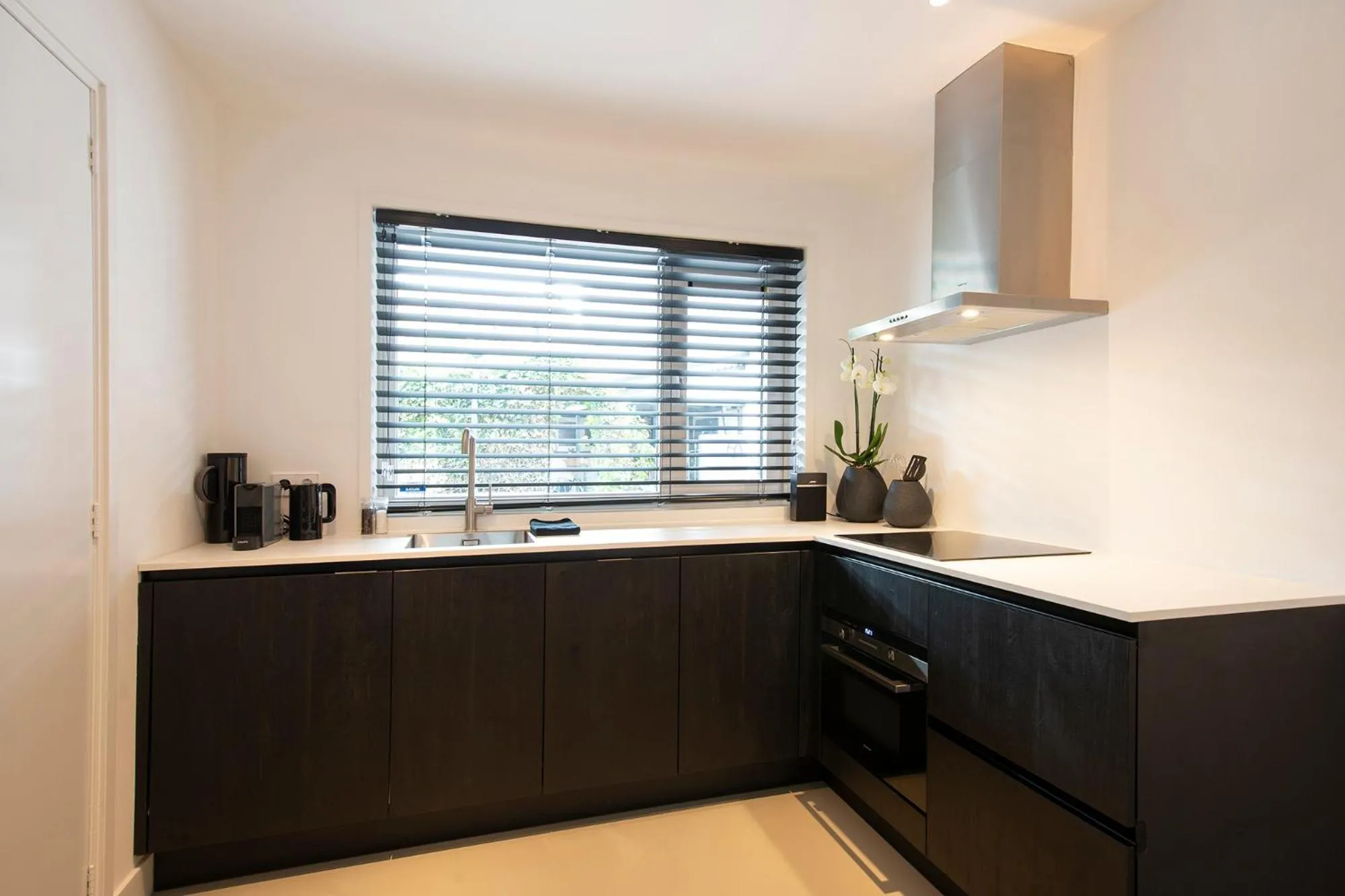 Kitchen or kitchenette in Longhouse Studio Zandvoort