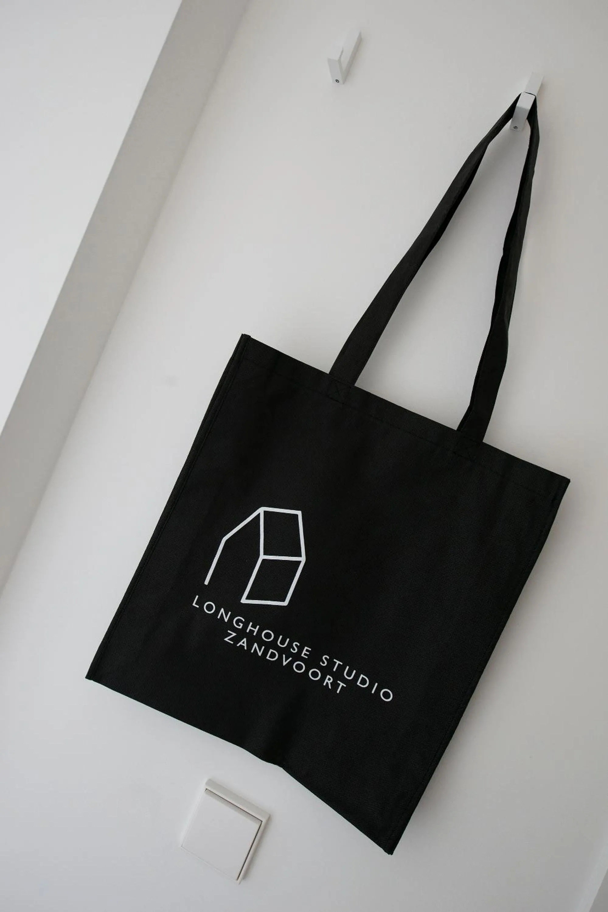 Logo/Certificate/Sign in Longhouse Studio Zandvoort