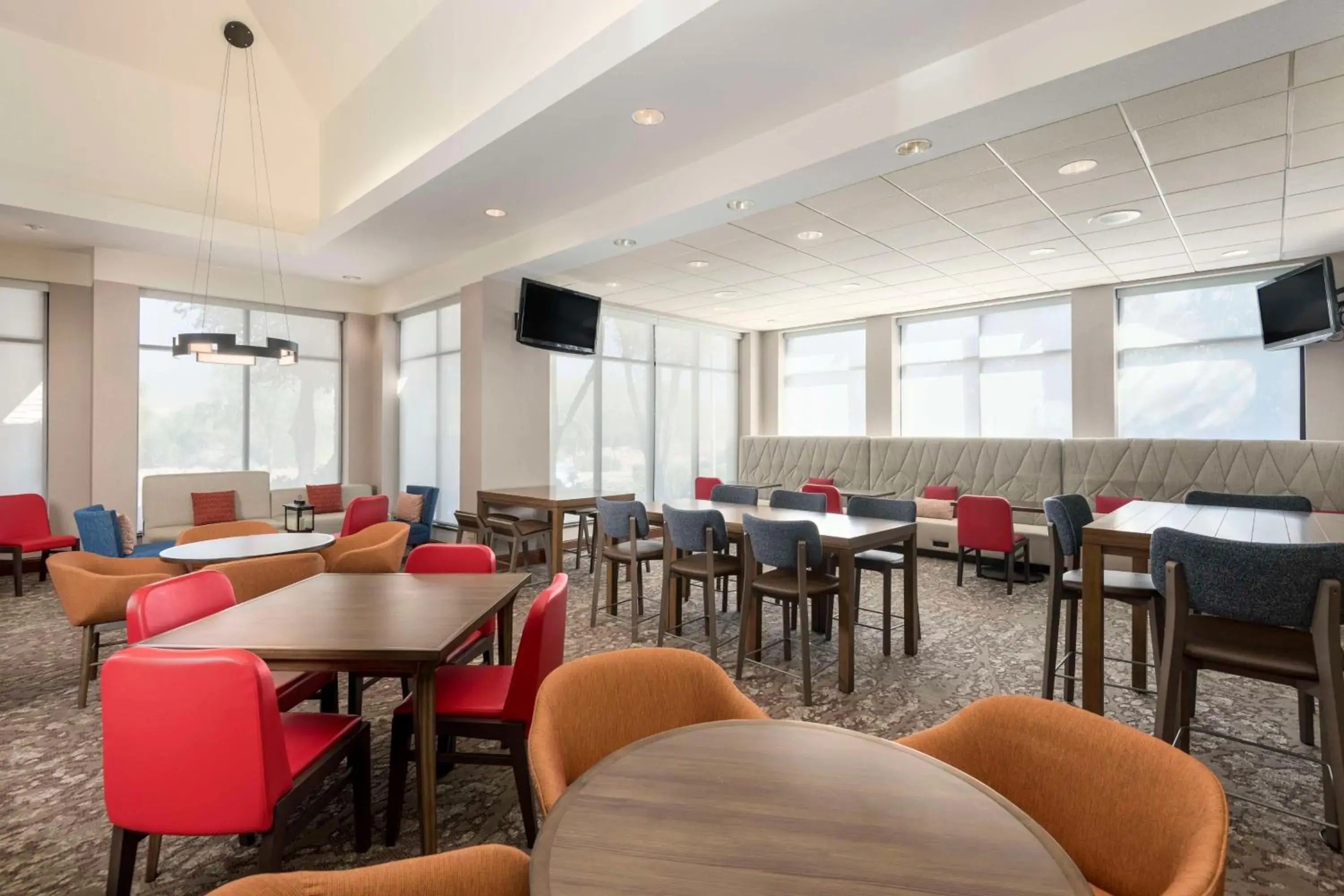 Restaurant/places to eat in Hilton Garden Inn Scottsdale North/Perimeter Center Restaurant/places to eat in Hilton Garden Inn Scottsdale North/Perimeter Center