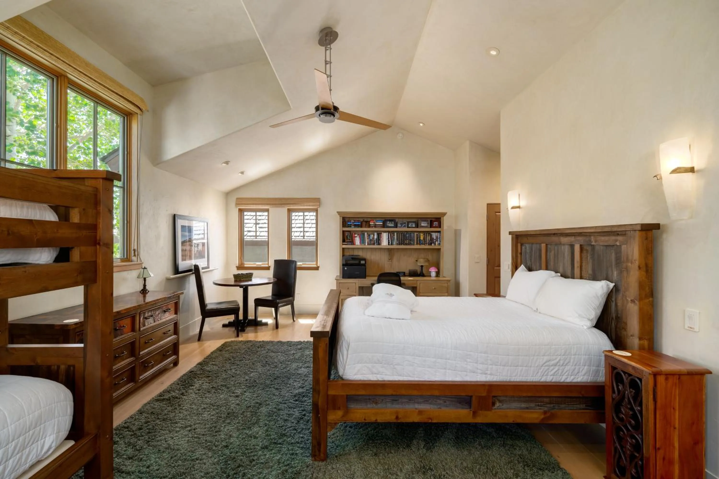 Bedroom, Bed in The Porches