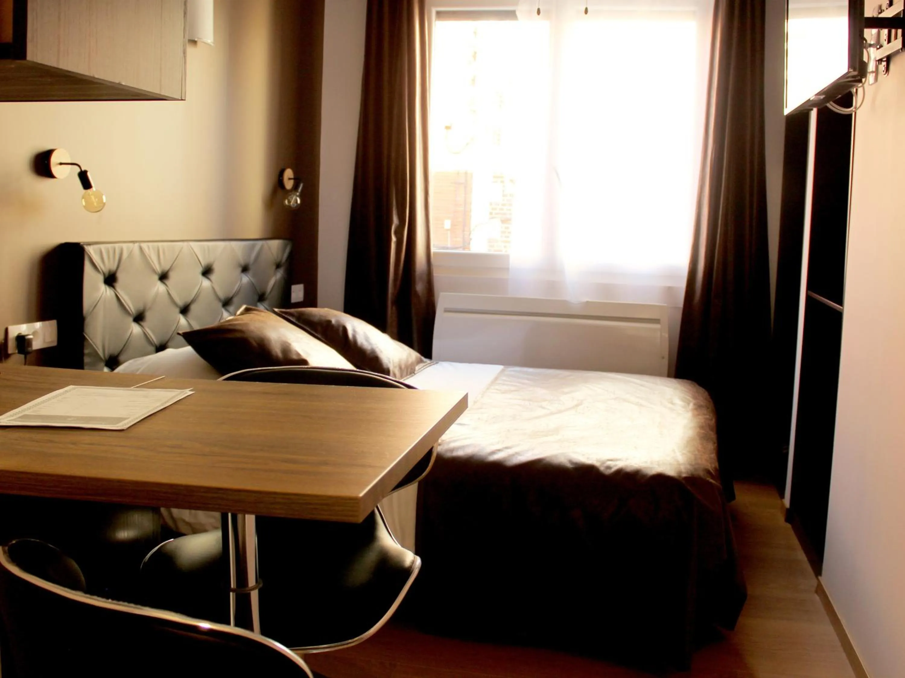 Bedroom, Bed in Appart Hotel Relax Spa