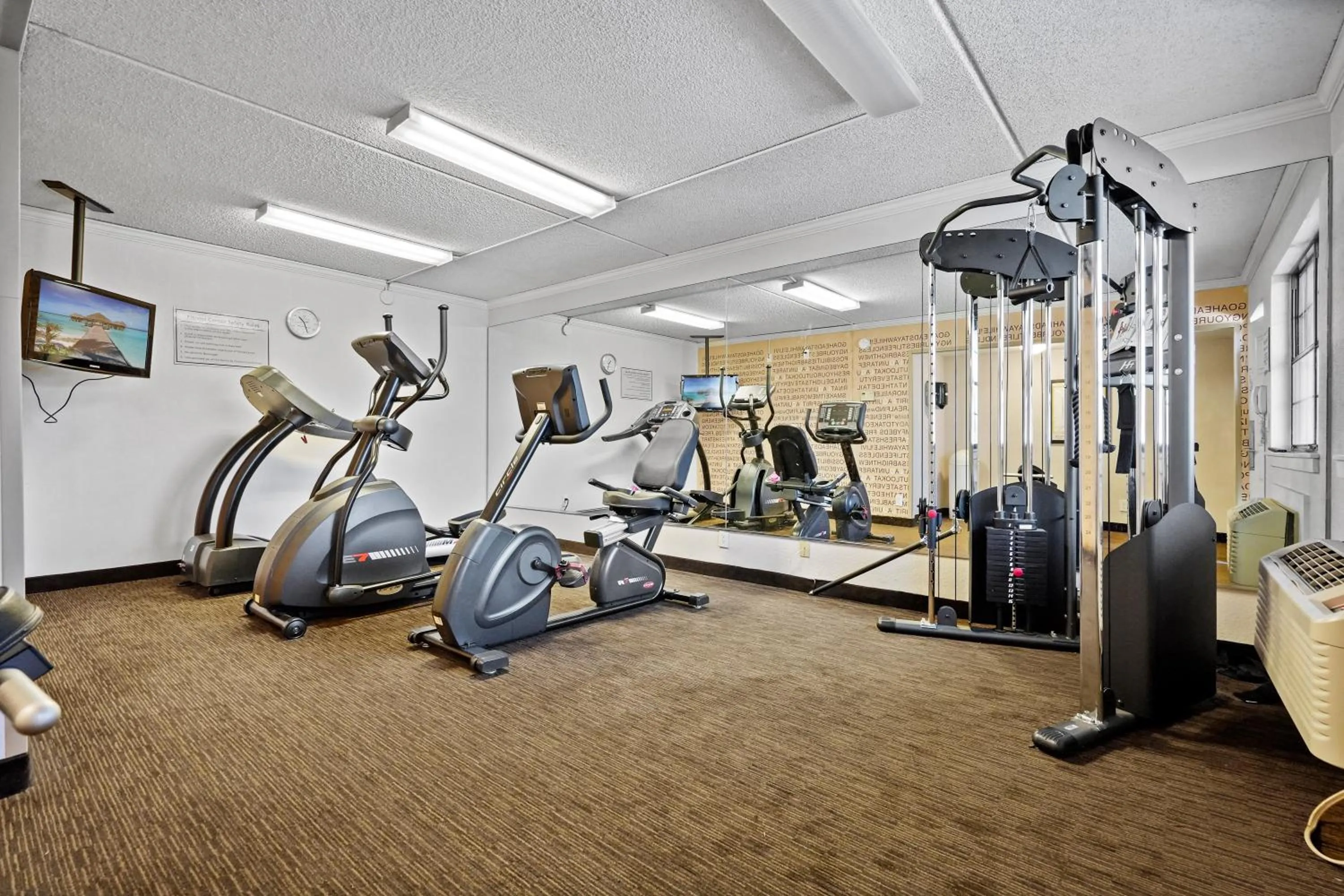 Fitness centre/facilities in La Quinta Inn by Wyndham Costa Mesa Orange County