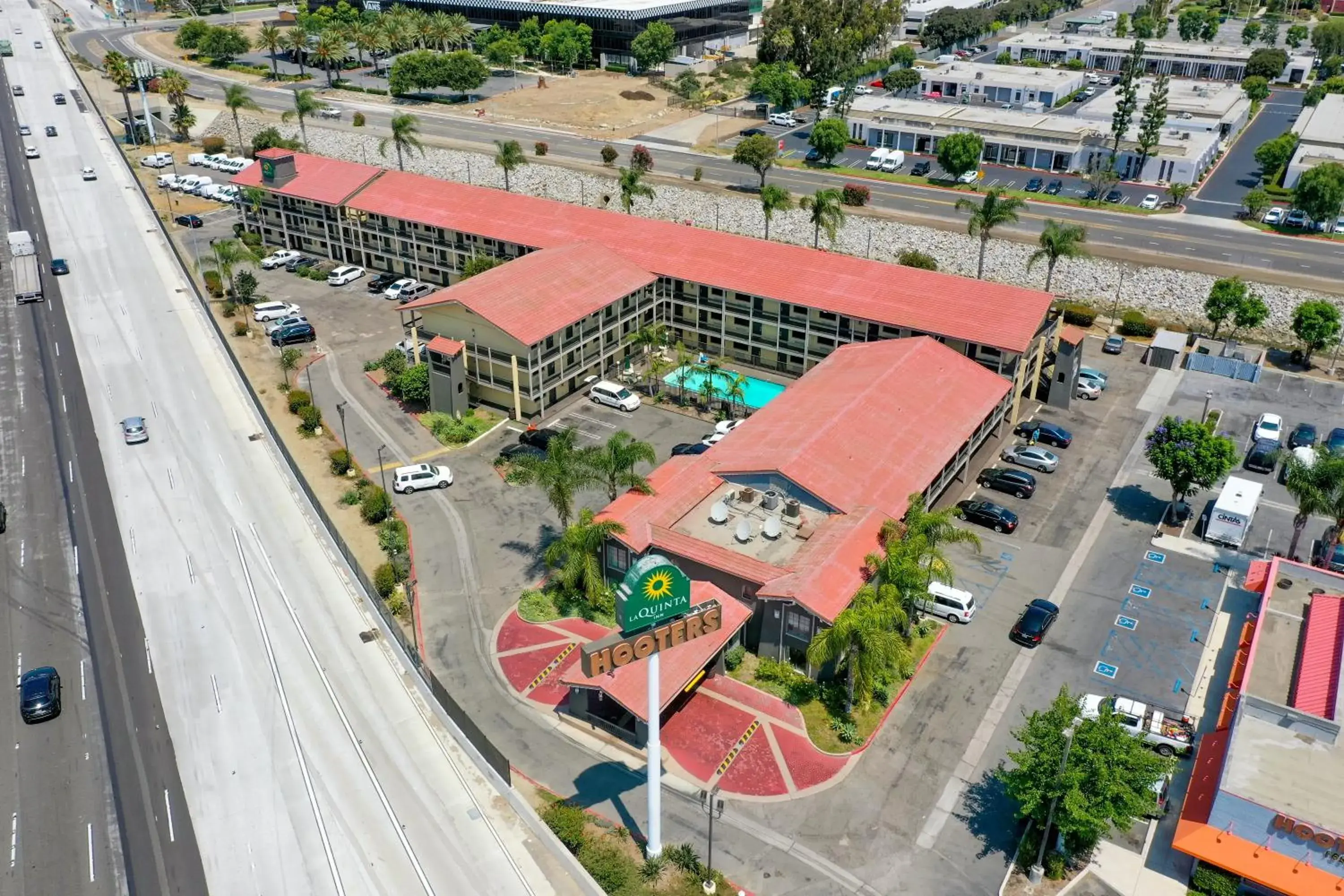 Bird's eye view, Bird's-eye View in La Quinta Inn by Wyndham Costa Mesa Orange County