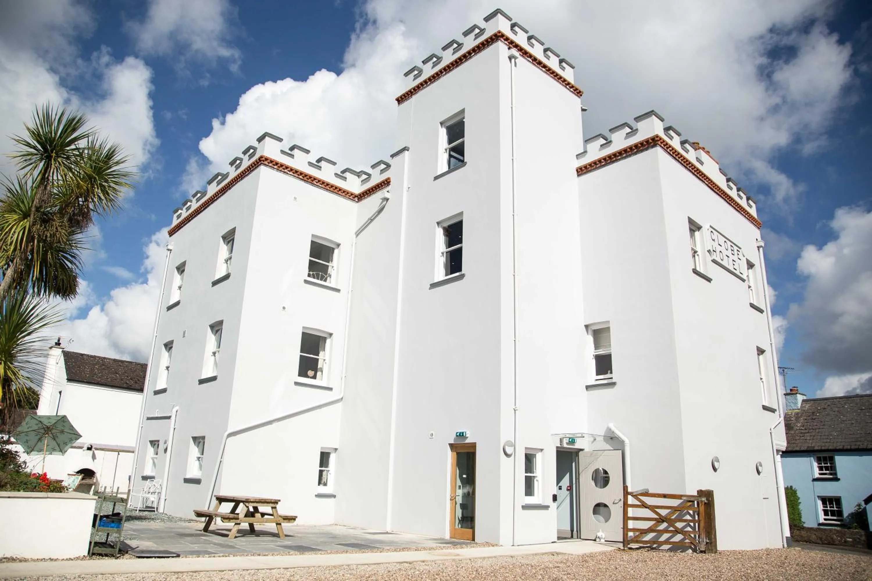 Property building in The Globe Angle