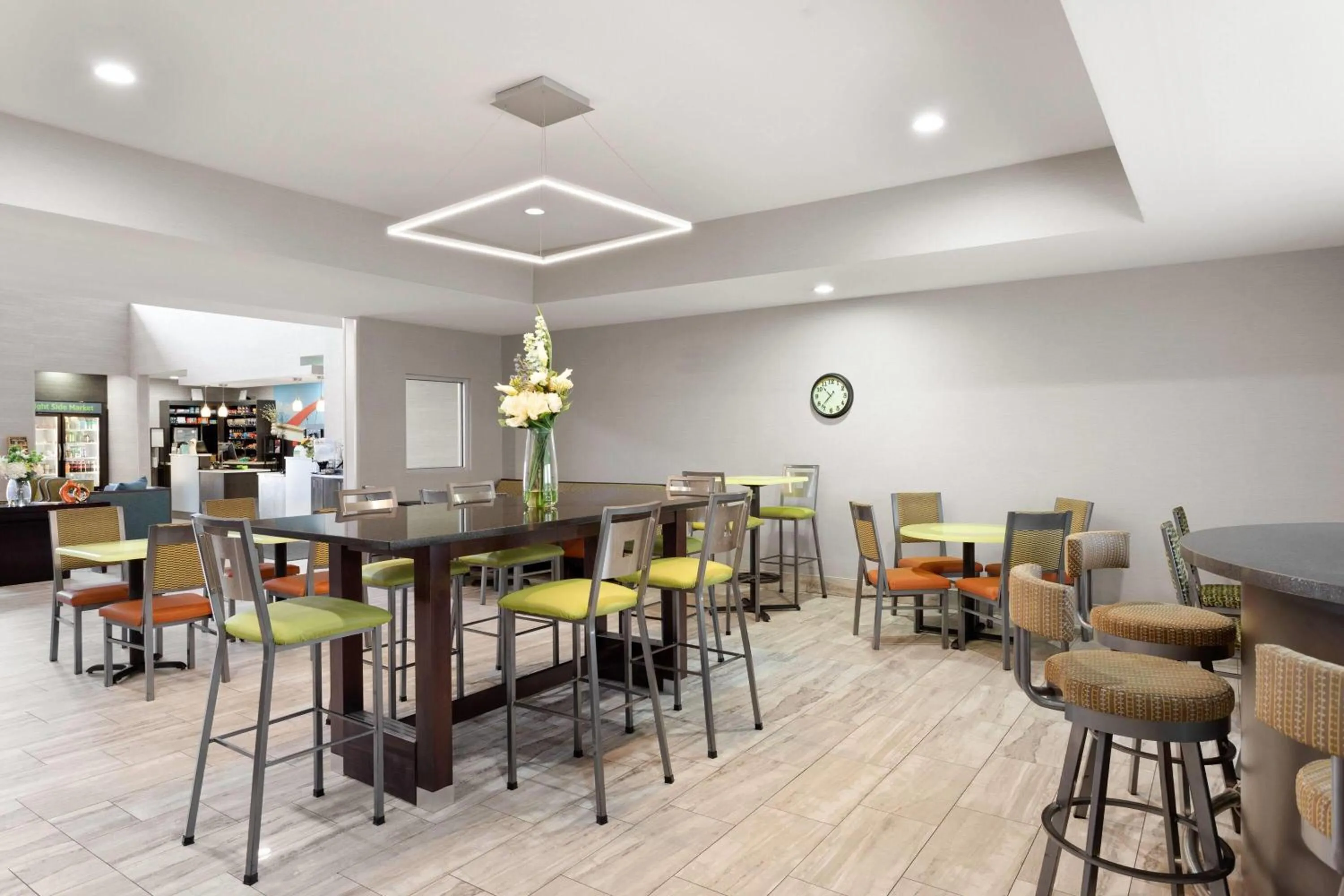 Breakfast in La Quinta by Wyndham Columbus - Edinburgh