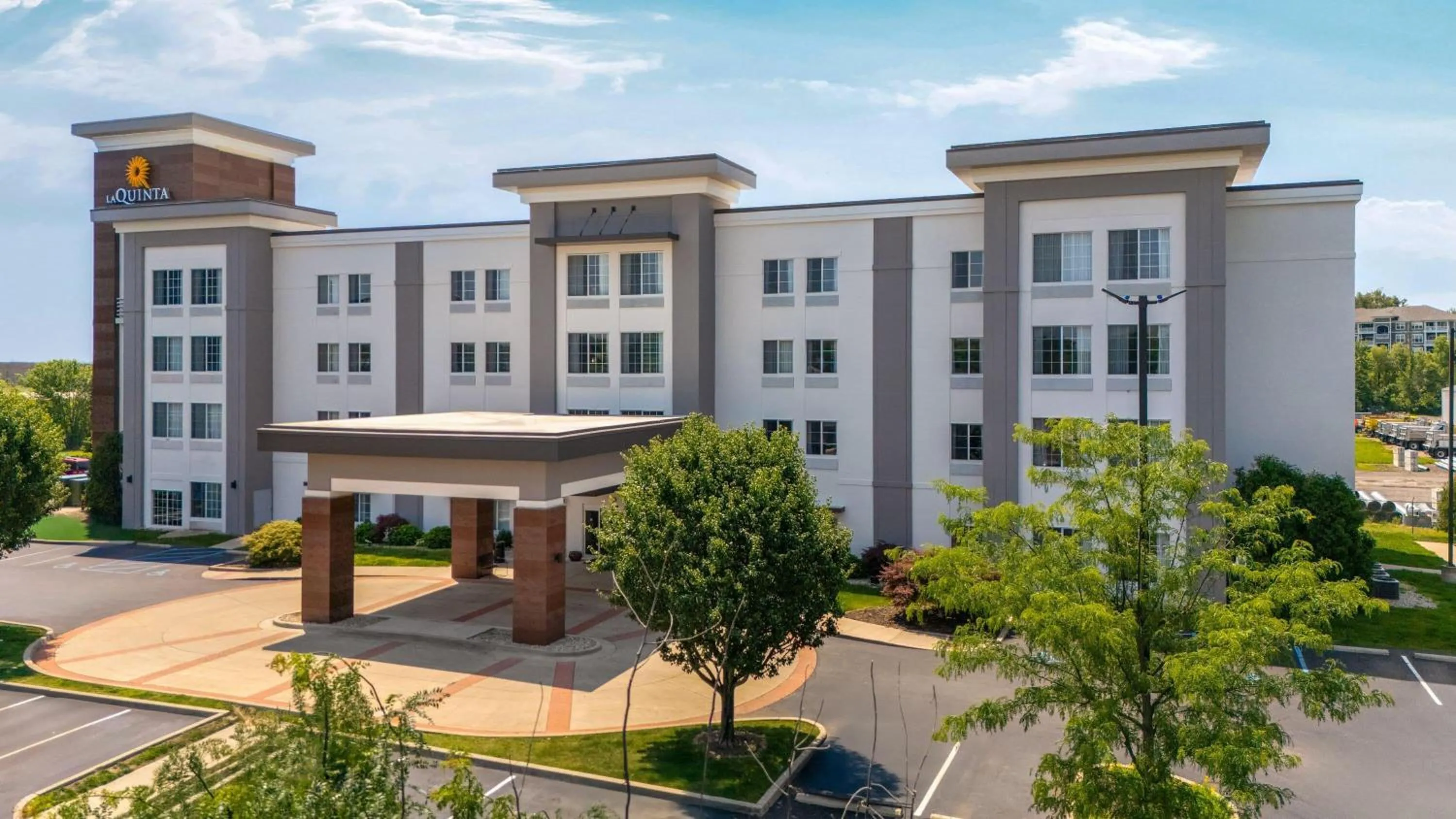 Property building in La Quinta by Wyndham Columbus - Edinburgh