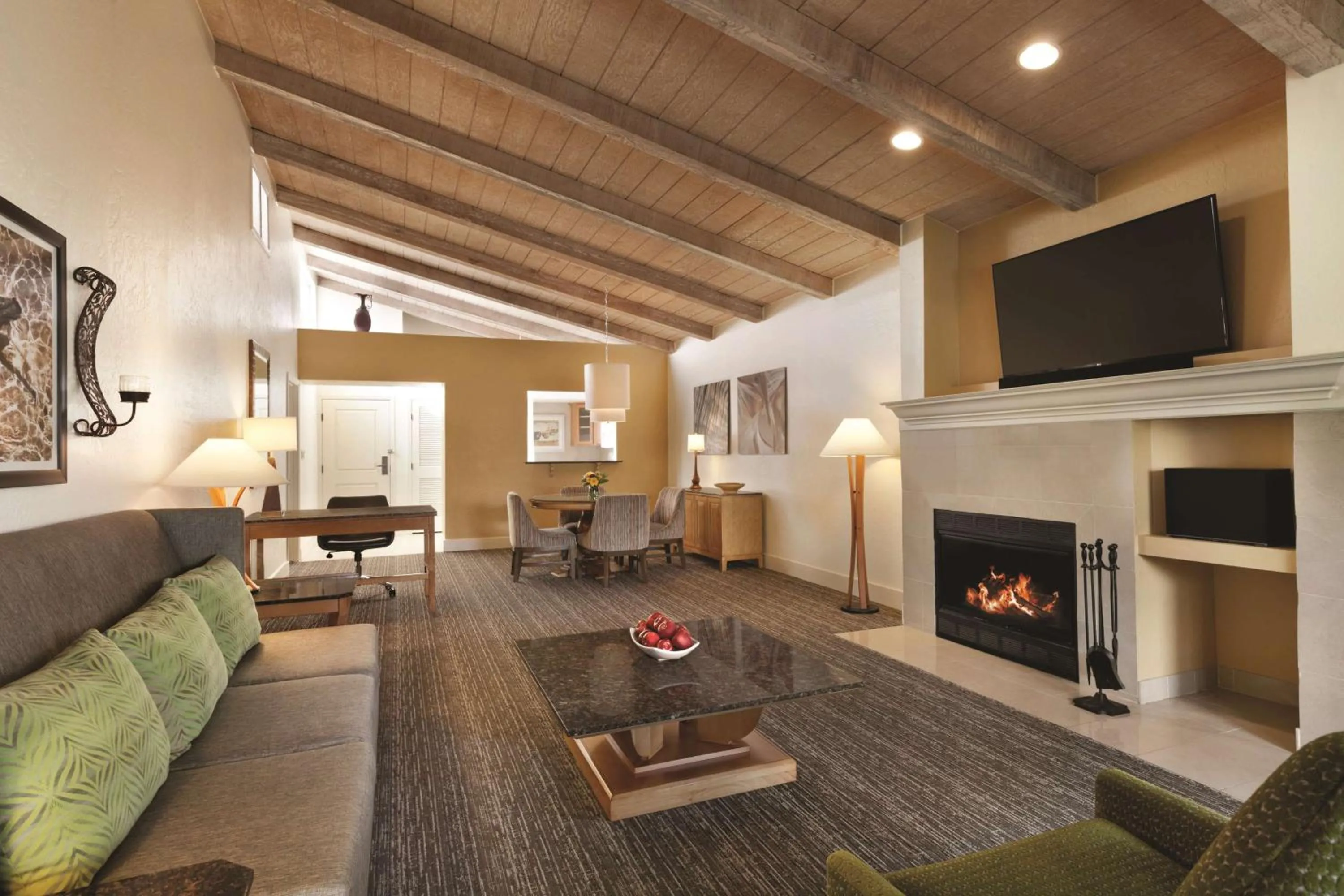 Deluxe Two-Bedroom Villa in Hilton Scottsdale Resort & Villas