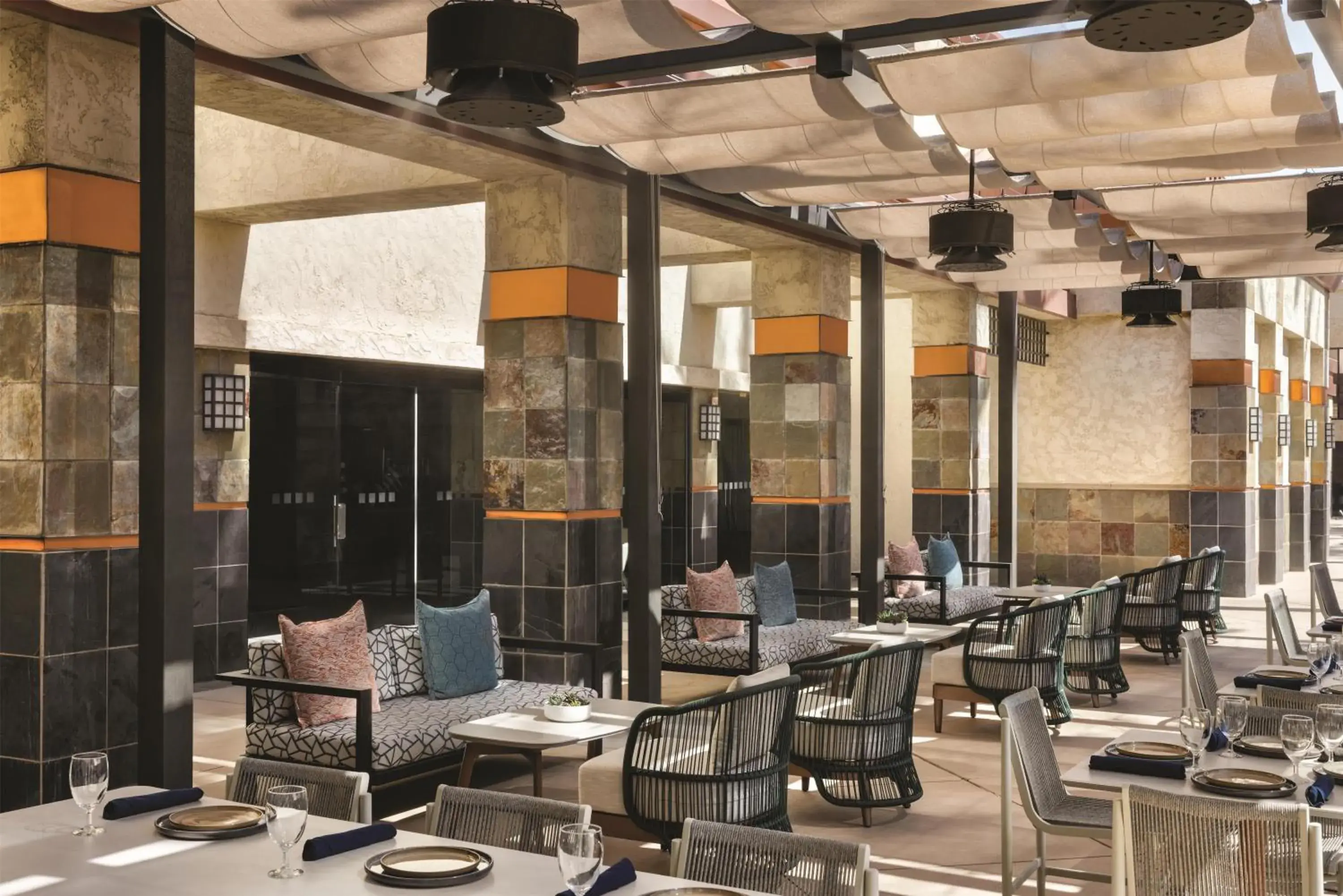 Restaurant/places to eat in Hilton Scottsdale Resort & Villas Restaurant/places to eat in Hilton Scottsdale Resort & Villas