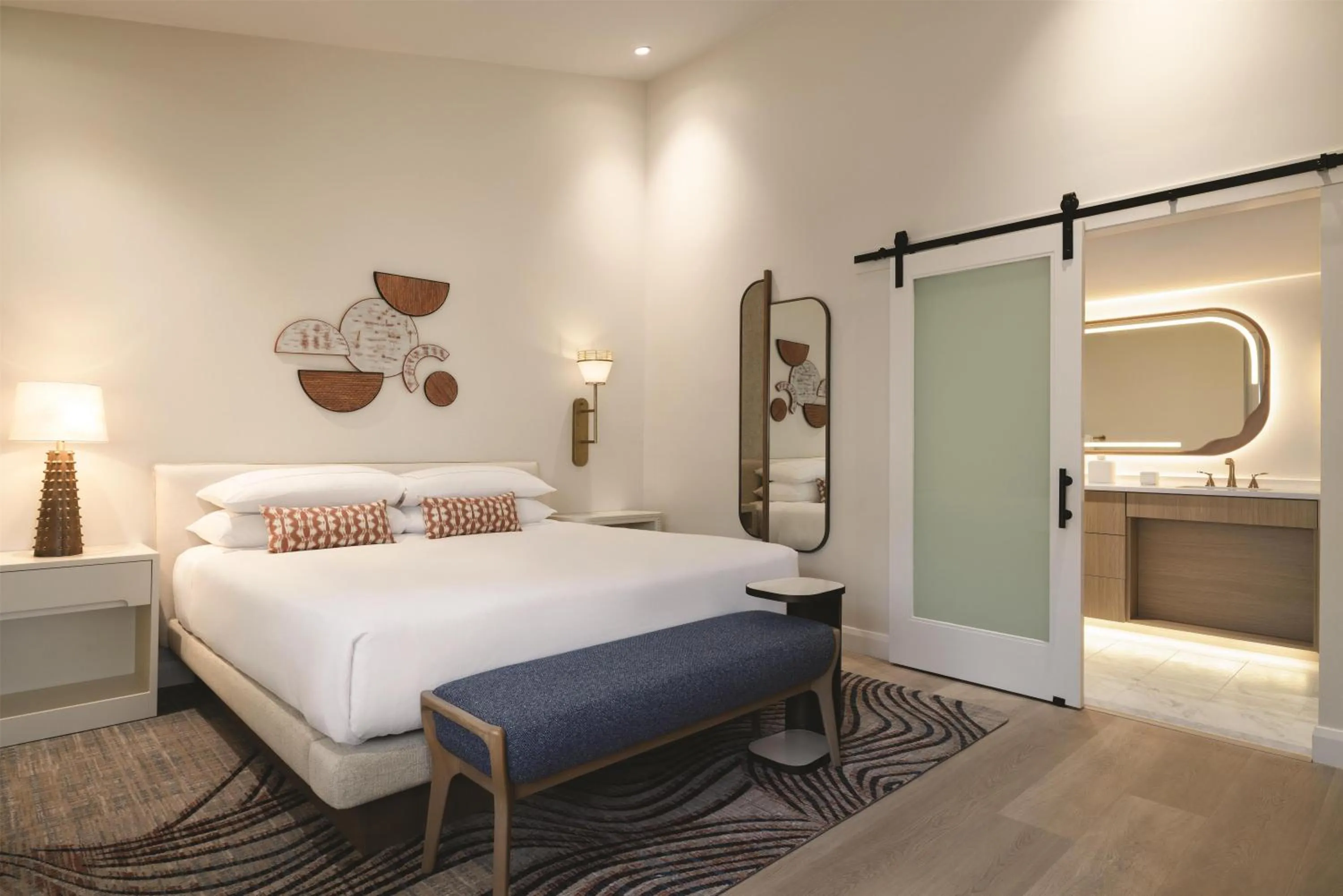 Bed in Hilton Scottsdale Resort & Villas