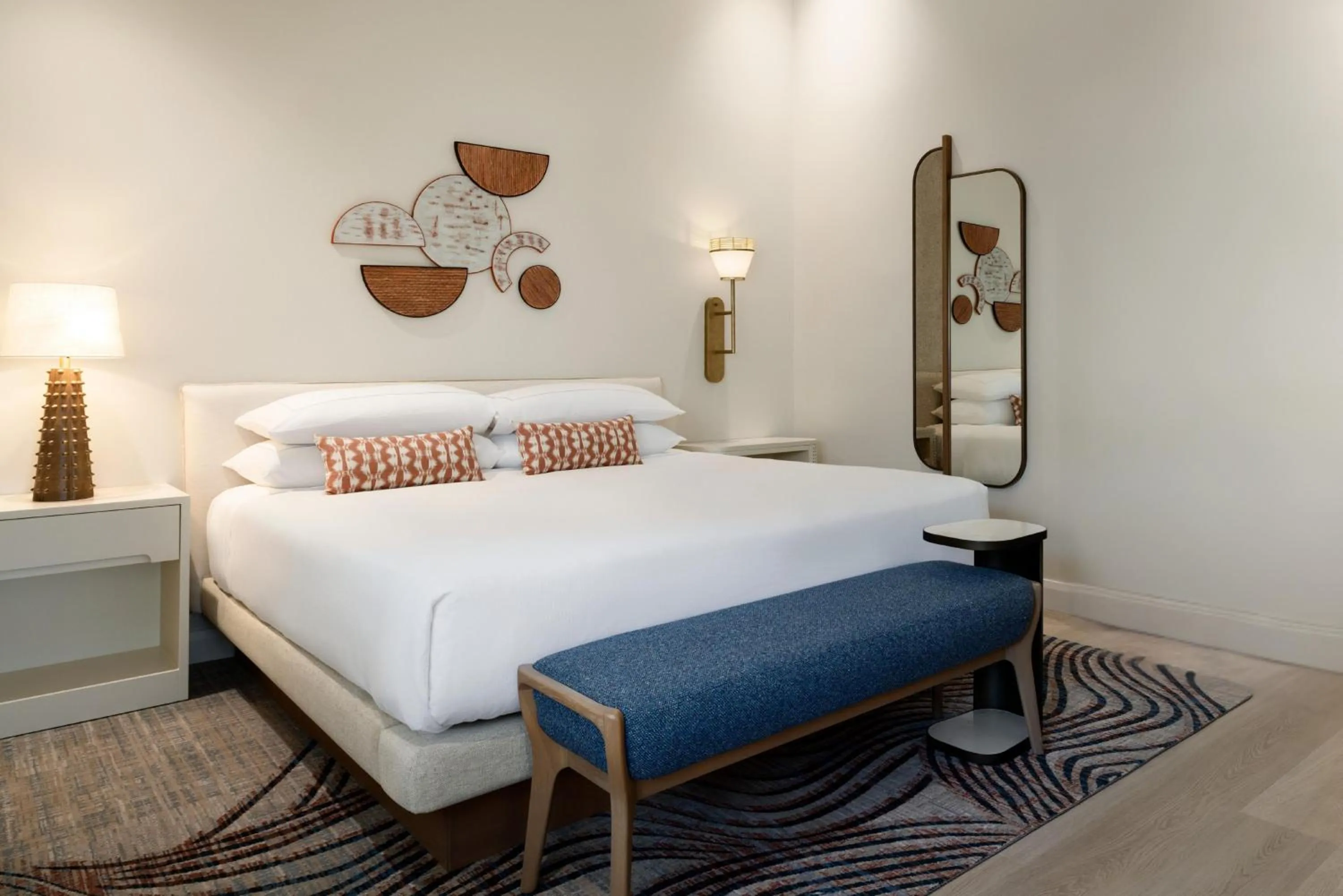 Bed in Hilton Scottsdale Resort & Villas