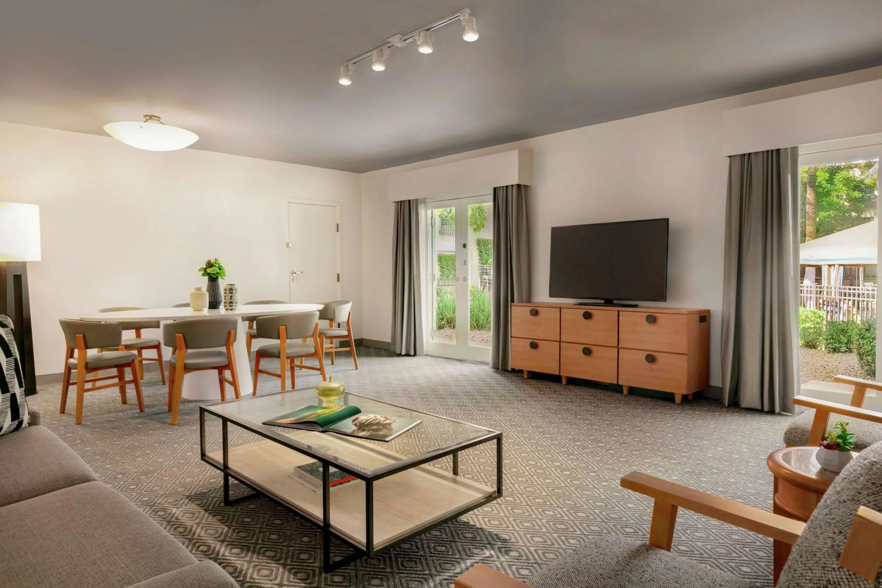 Parlor Room with Wallbed in Hilton Scottsdale Resort & Villas