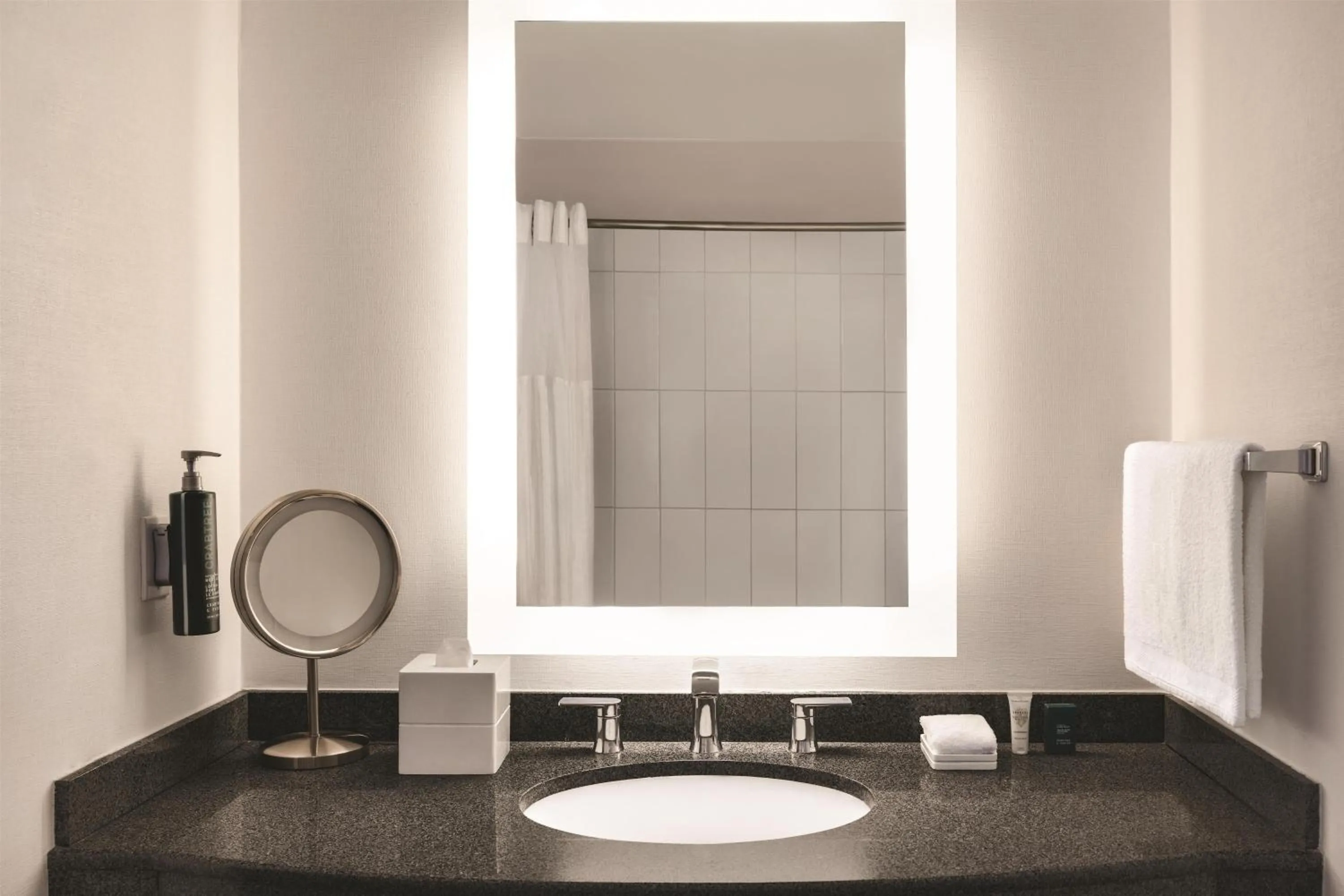 Photo of the whole room in Hilton Scottsdale Resort & Villas