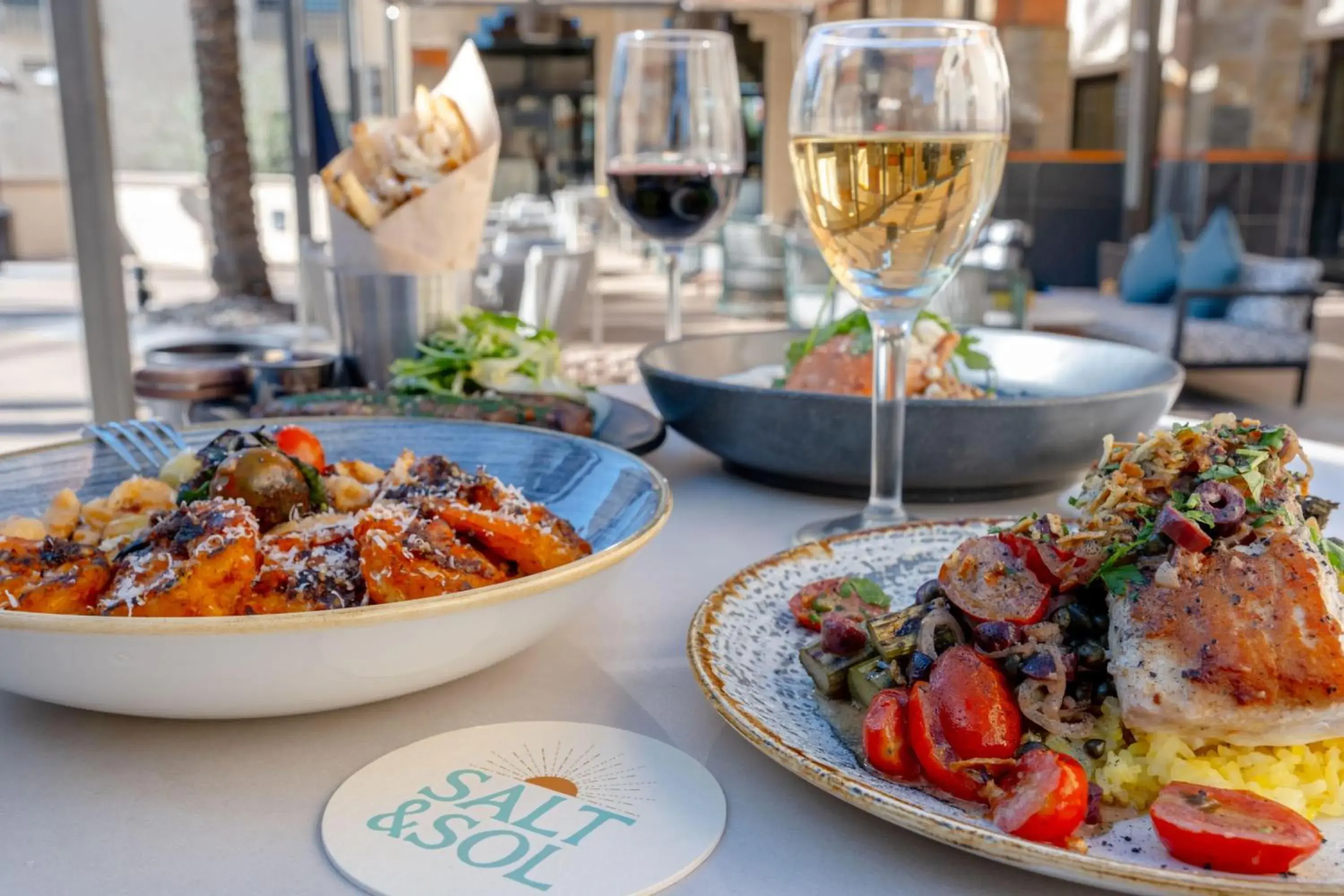 Restaurant/places to eat in Hilton Scottsdale Resort & Villas Restaurant/places to eat in Hilton Scottsdale Resort & Villas