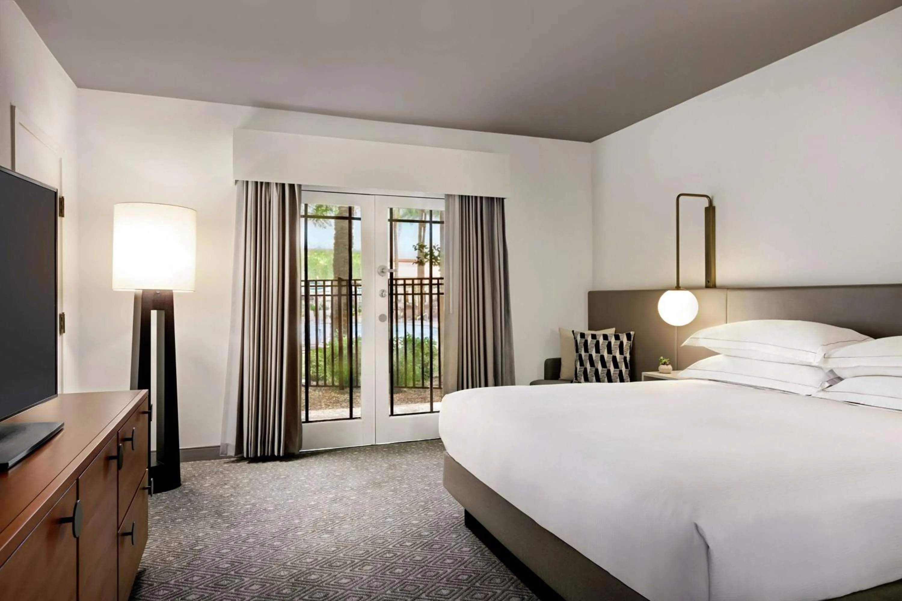 Bedroom, Bed in Hilton Scottsdale Resort & Villas
