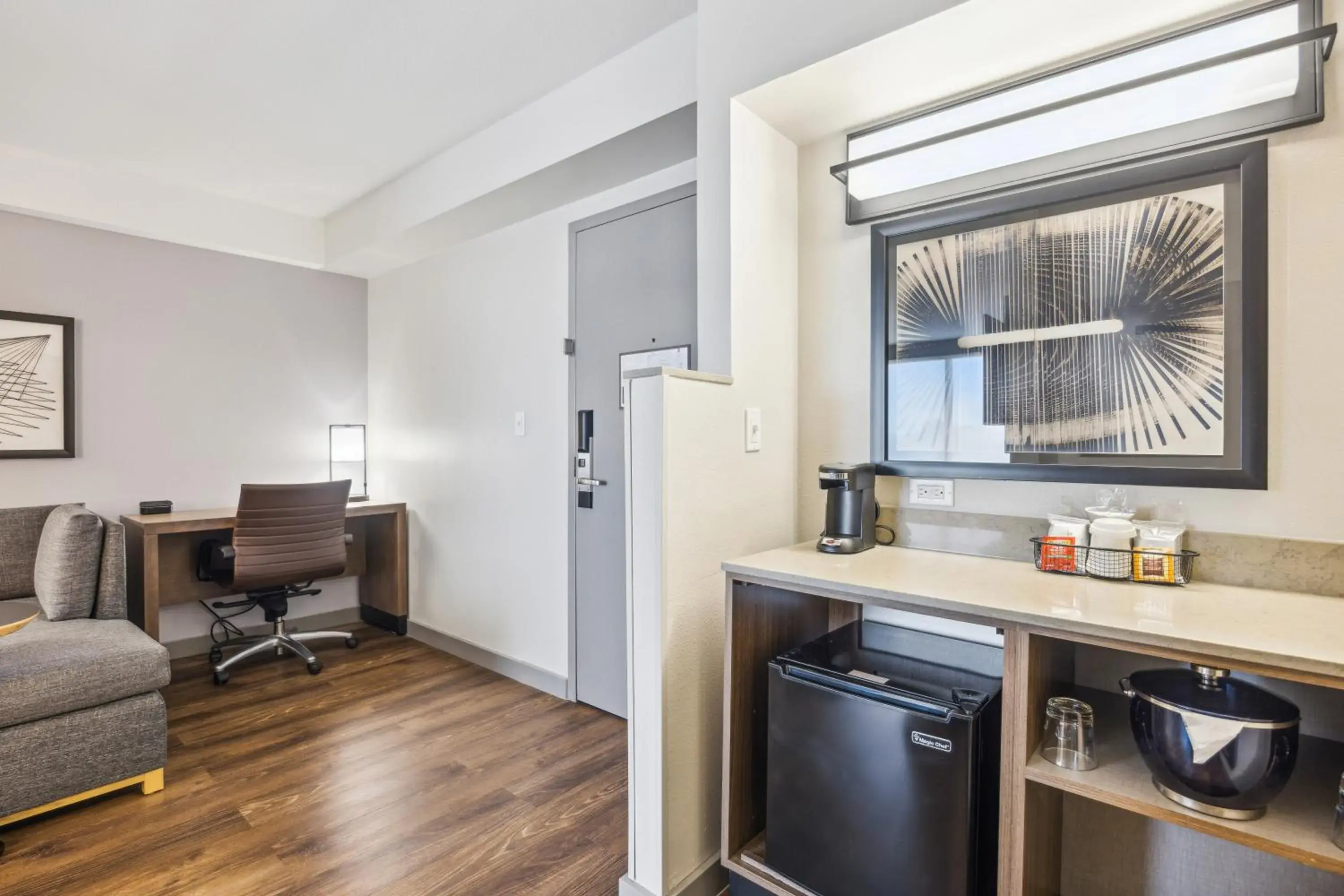 Double Room with Two Double Beds and Sofa bed - High Floor in Hyatt Place San Antonio Northwest/Medical Center Double Room with Two Double Beds and Sofa bed - High Floor in Hyatt Place San Antonio Northwest/Medical Center