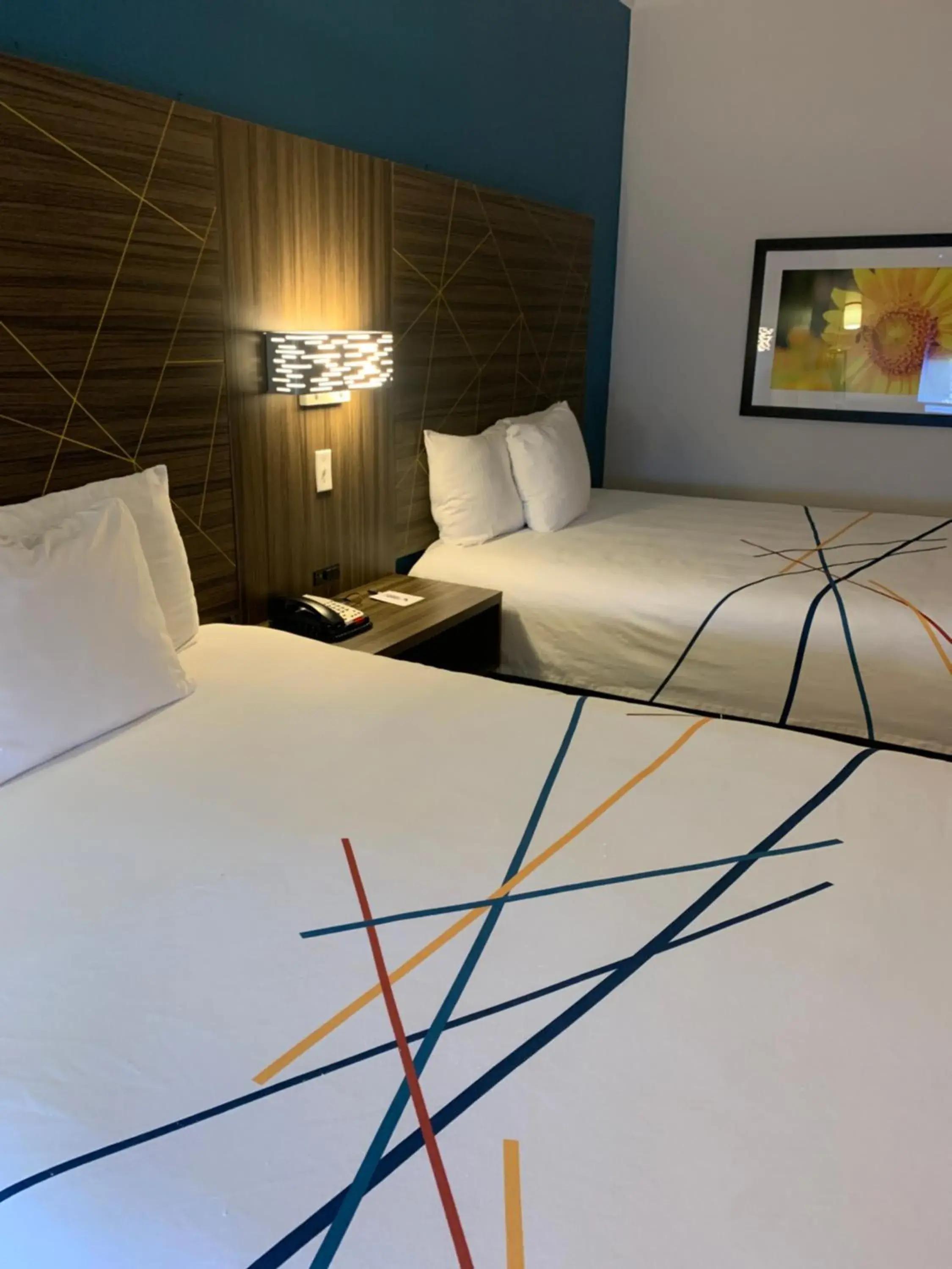 Bed in La Quinta by Wyndham OKC North - Quail Springs Bed in La Quinta by Wyndham OKC North - Quail Springs