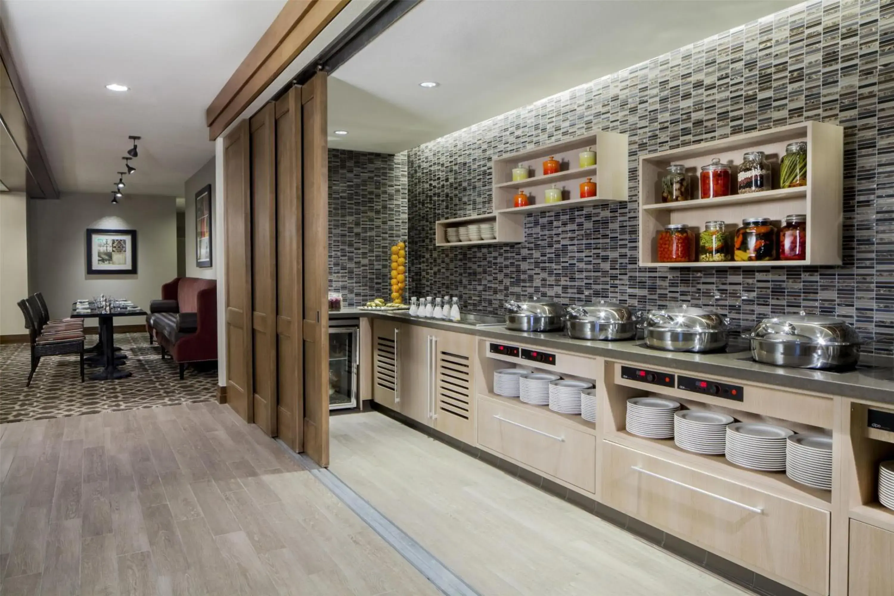 Restaurant/places to eat in Hyatt Regency Westlake Restaurant/places to eat in Hyatt Regency Westlake