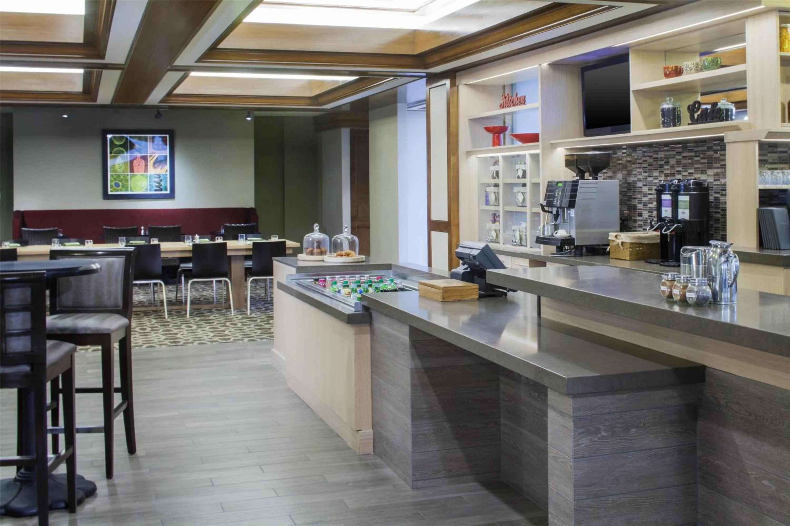 Restaurant/places to eat in Hyatt Regency Westlake