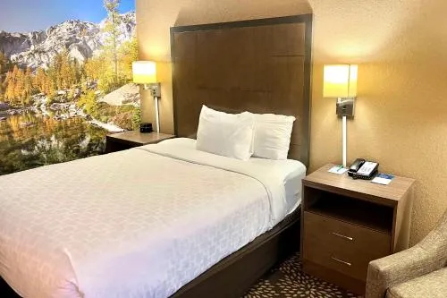 Clarion Pointe Wenatchee