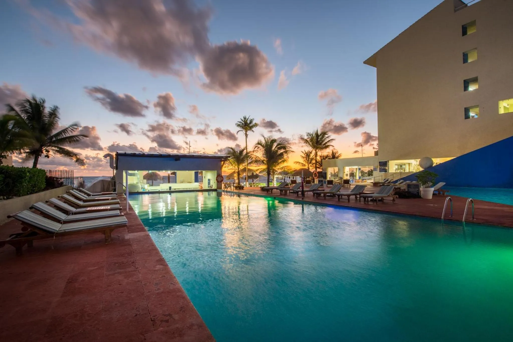 Pool view in Club Regina Cancun