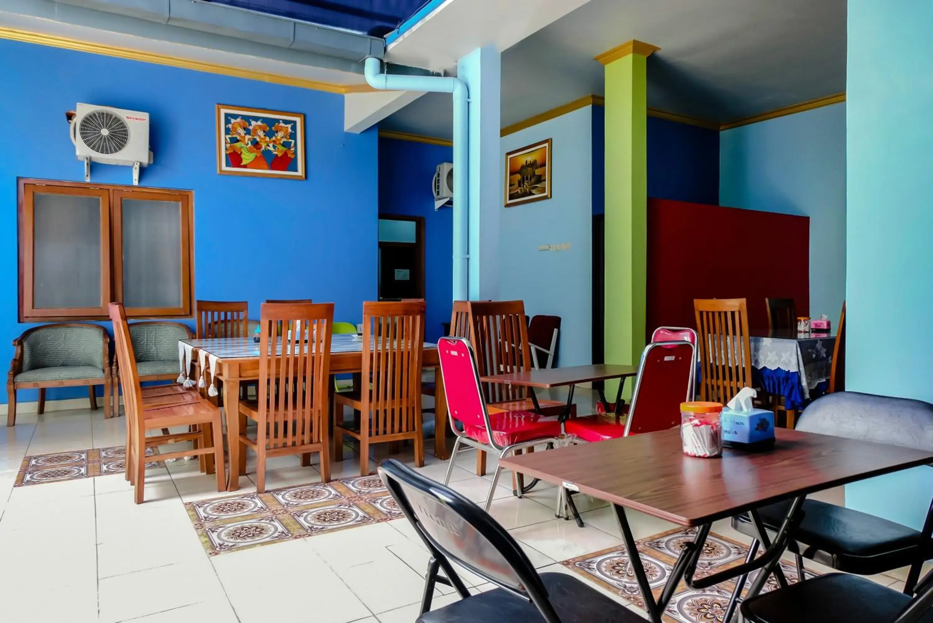 Restaurant/places to eat in Hotel O Guest House Amalia Malang Restaurant/places to eat in Hotel O Guest House Amalia Malang