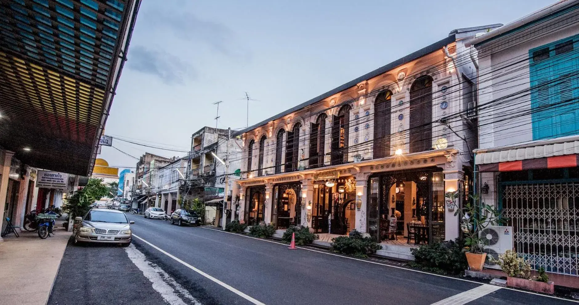 Facade/entrance in สงขลาแต่แรก แอนทีค โฮเท็ล Songkhla Tae Raek Antique Hotel Facade/entrance in สงขลาแต่แรก แอนทีค โฮเท็ล Songkhla Tae Raek Antique Hotel
